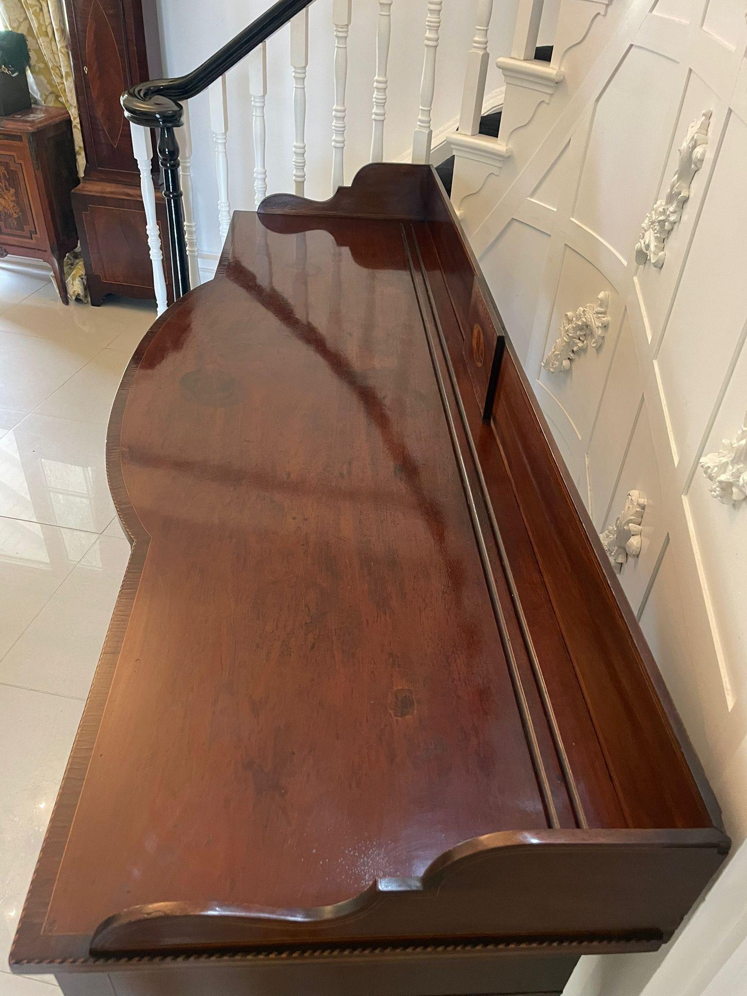 Magnífico Aparador Antiguo de Caoba con Incrustaciones Jorge III de Gran Calidad en venta 6