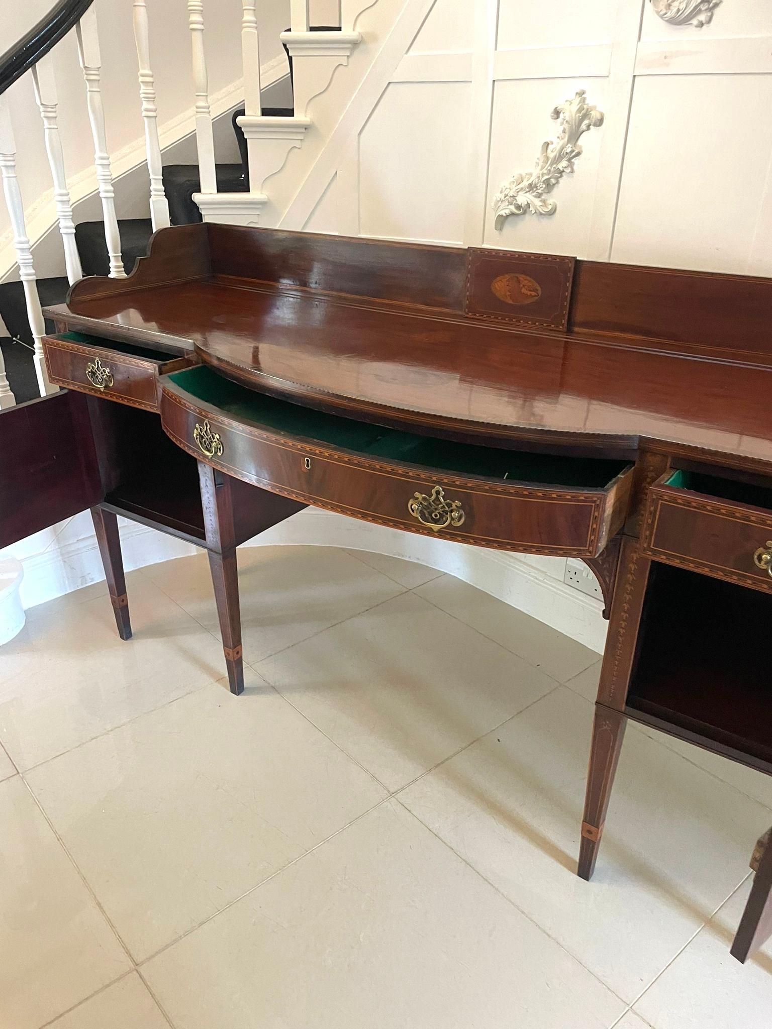 Magnífico Aparador Antiguo de Caoba con Incrustaciones Jorge III de Gran Calidad en venta 7