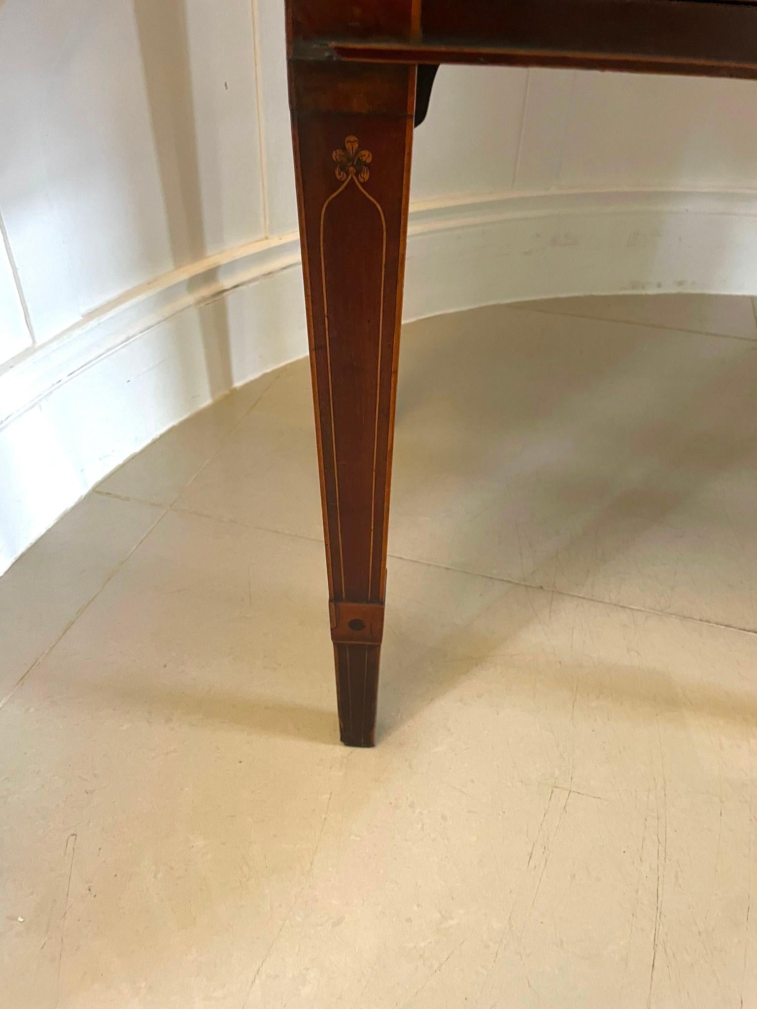 Magnífico Aparador Antiguo de Caoba con Incrustaciones Jorge III de Gran Calidad en venta 9