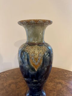 Magnifique paire de grands vases anciens Royal Doulton