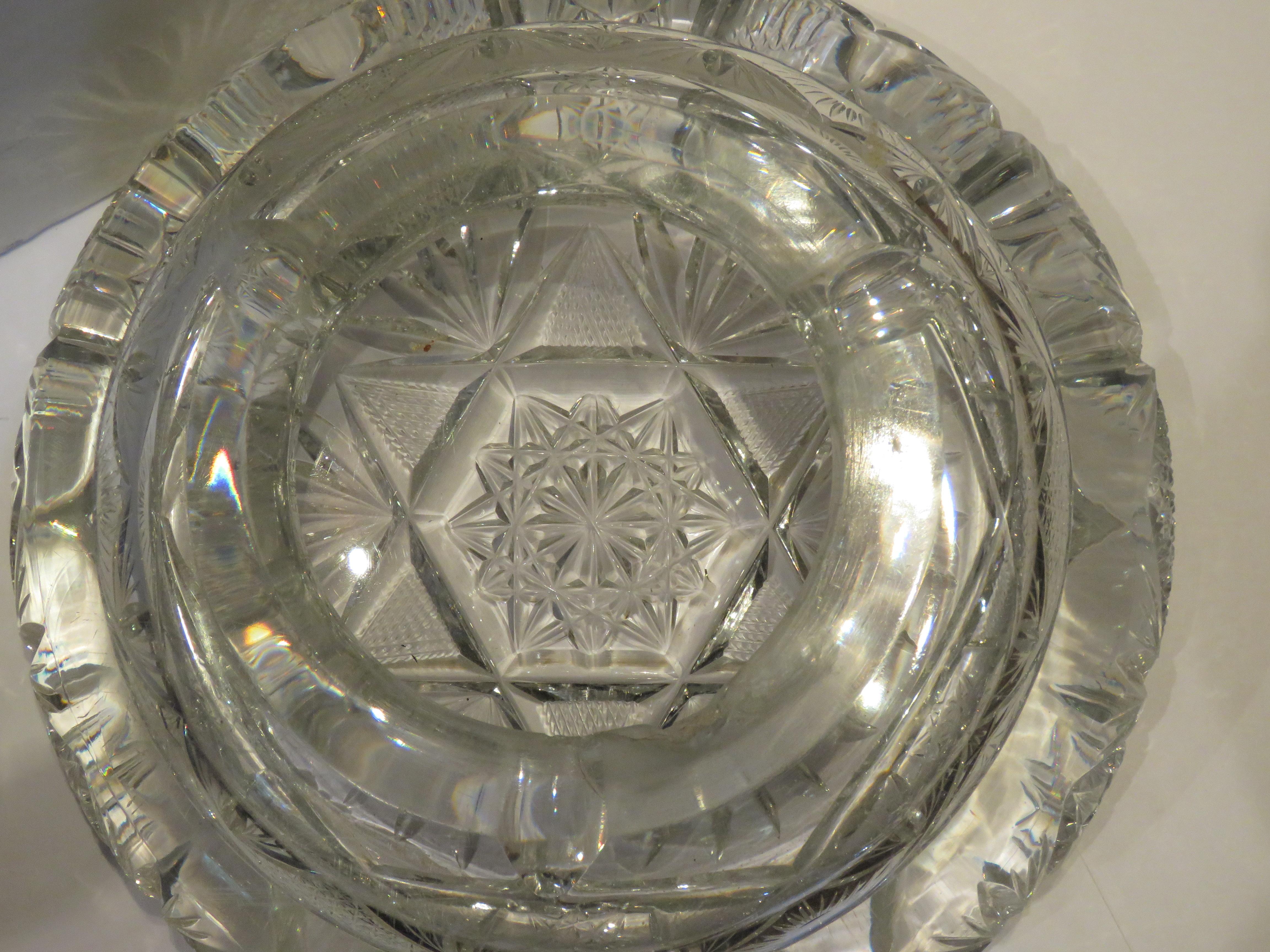 Prächtige, seltene Dorflinger-Aschenbecherschale mit Brillantschliff im Brillantschliff aus dem 19. Jahrhundert im Zustand „Gut“ im Angebot in New York, NY