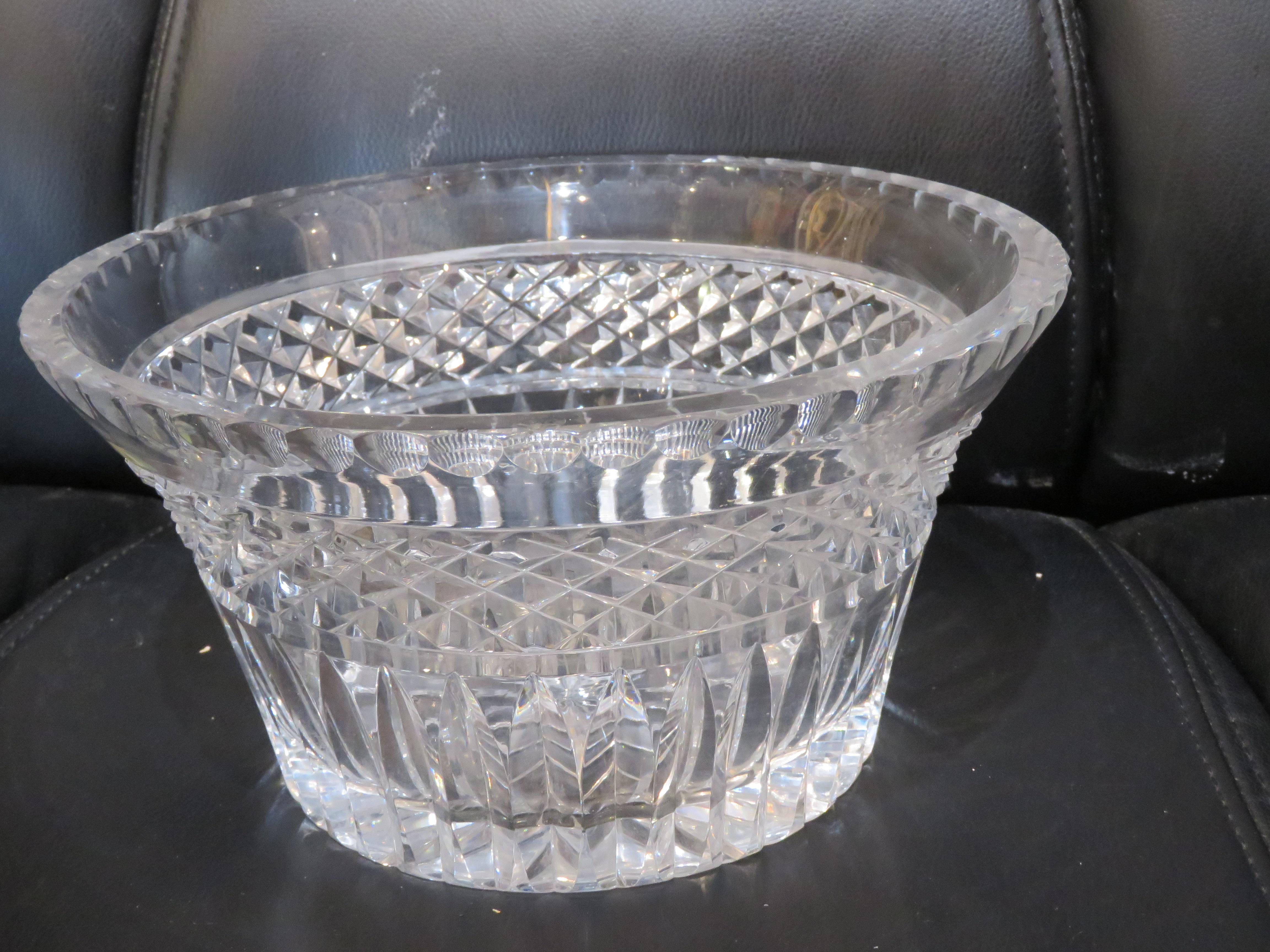 The Following Items we are offering is this Rare Important Beautiful Estate Rare Heavy Estate Dorflinger Pattern Diamond Cut Clear Flared Glass Bowl. Circa 19th Century. Taken out of an Important New York City Estate Collection. An Absolute and