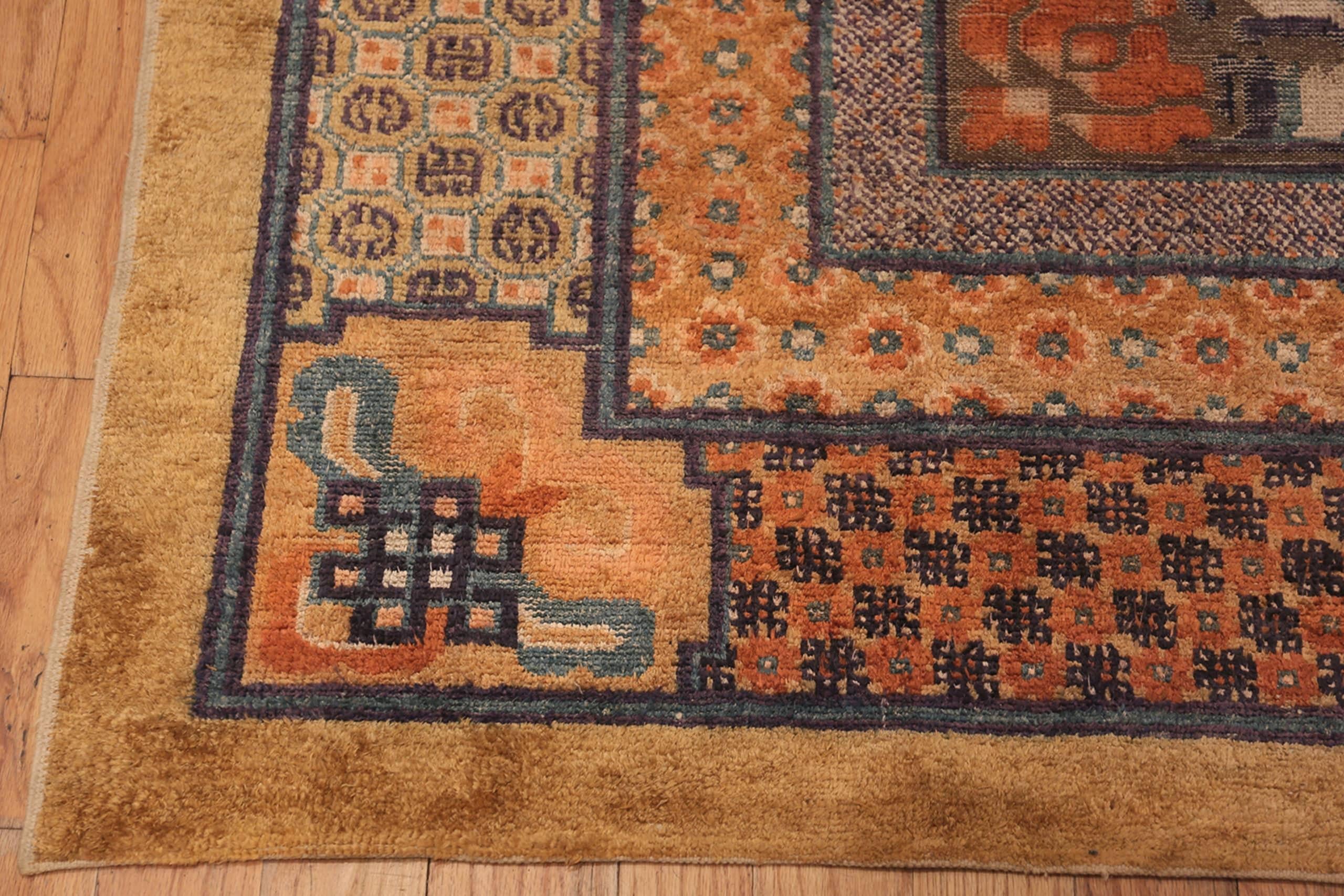 Prächtiger, seltener und Sammlerstücker, antiker chinesischer Seidenteppich 6' x 9' (20. Jahrhundert) im Angebot