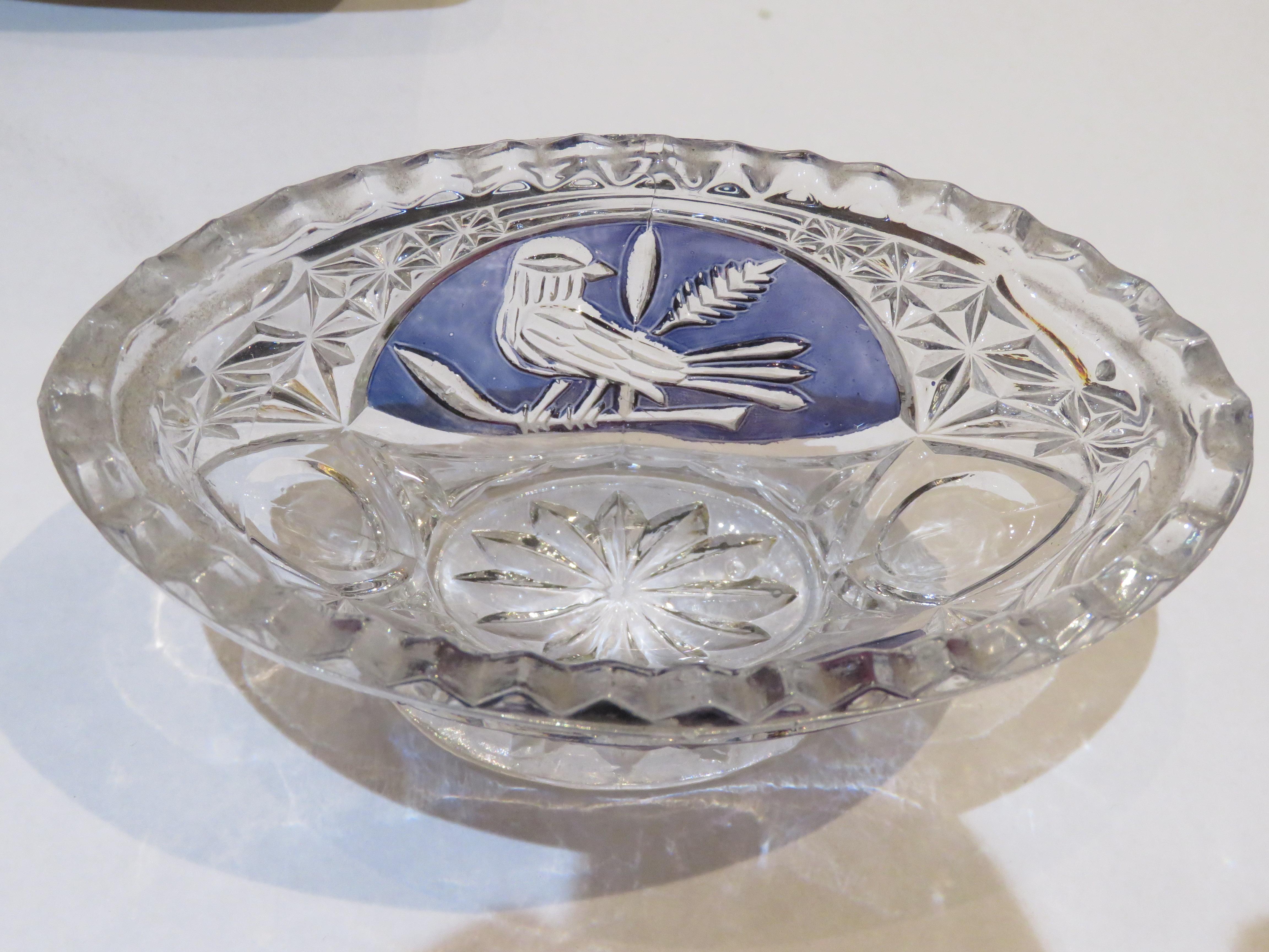 Français Magnifique centre de table rare et lourd en verre opalescent biseauté taille cristal français en vente