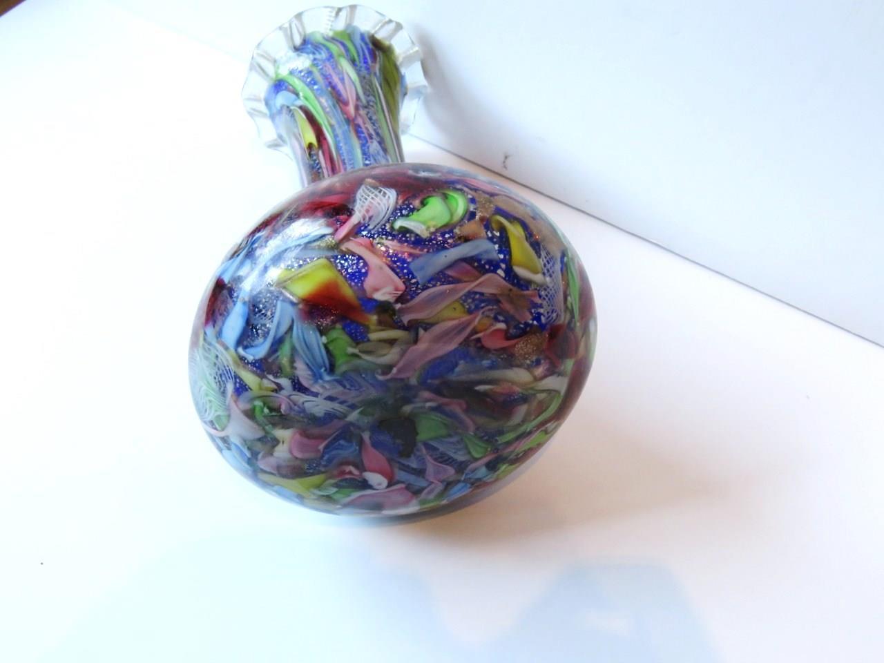 Magnificent Rare Millefiori Multi Colored Glass Vase Attributed to Fratelli Toso For Sale 1
