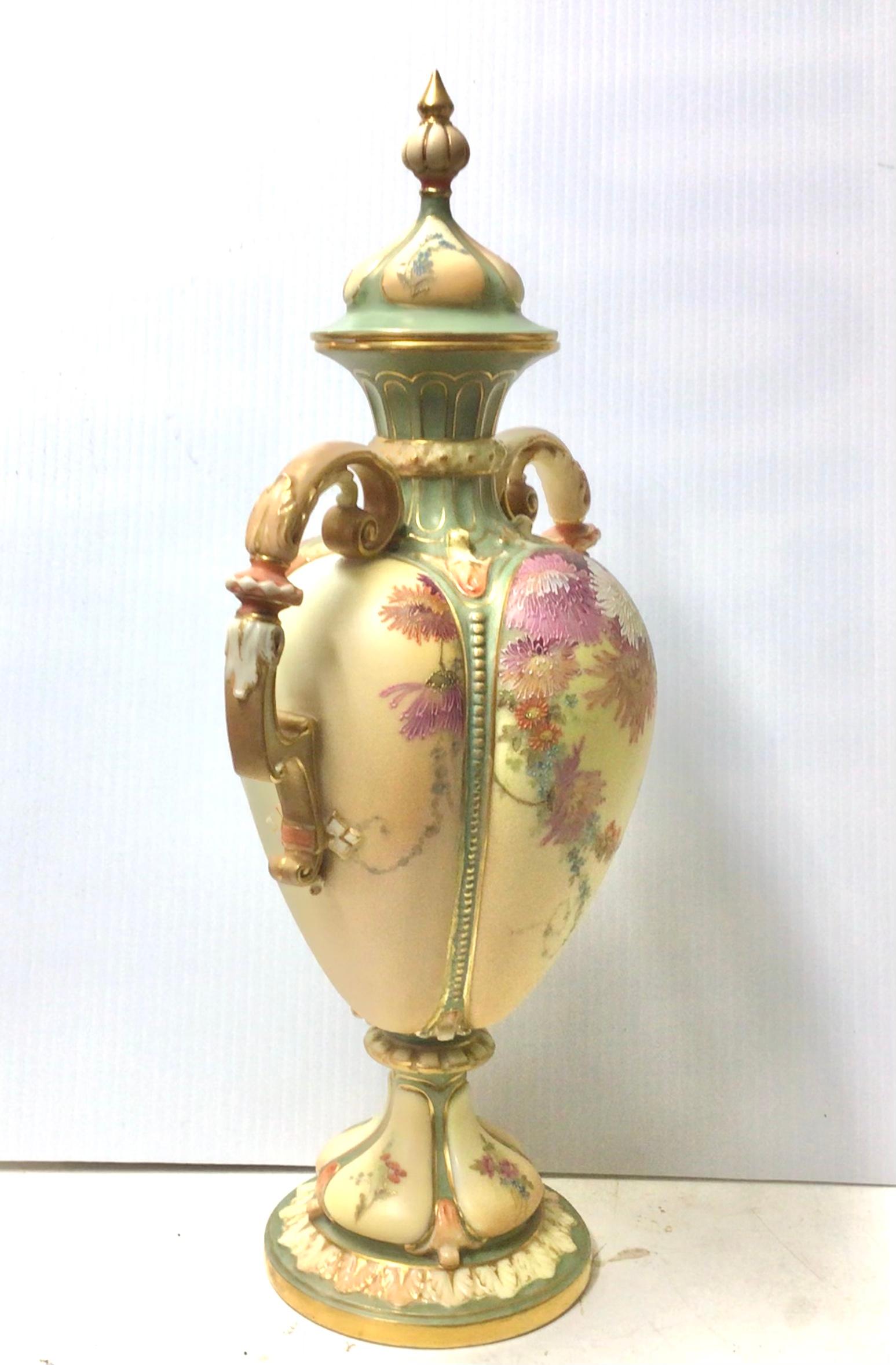 Magnificent Royal Worcester Painted Blush Ivory Vase For Sale 2