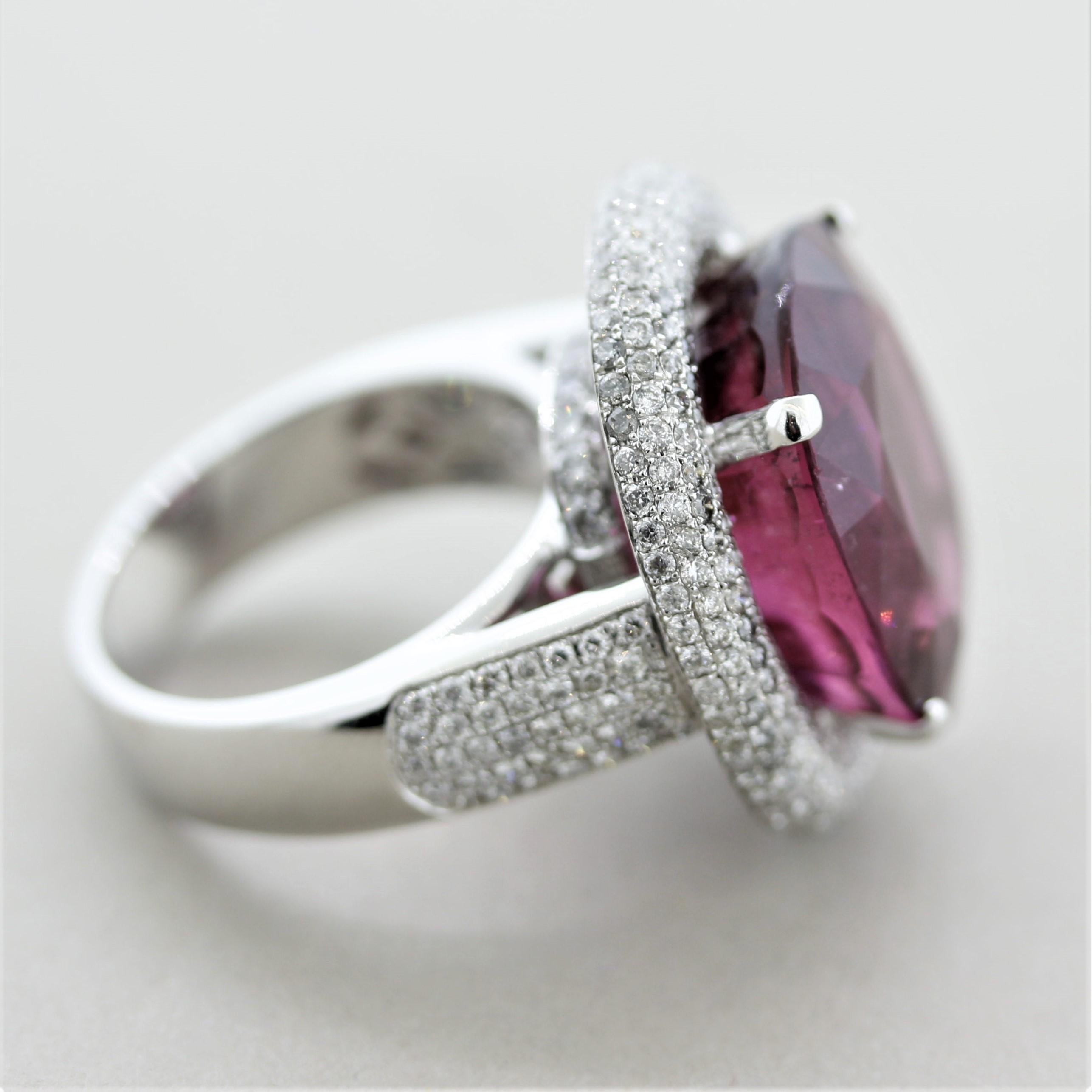 Magnificent Rubellite Tourmaline Diamond Gold Cocktail Ring For Sale 3