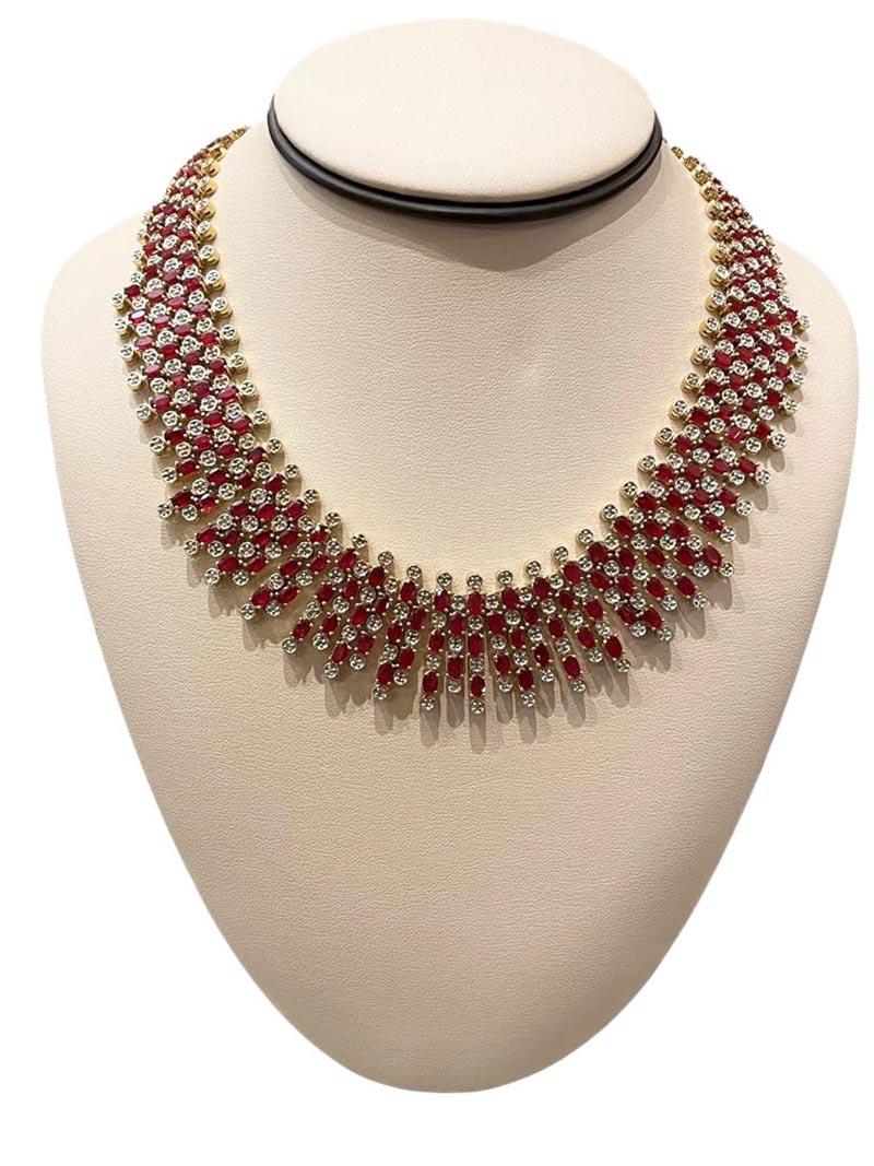 Prächtige Rubin- und Diamant-Halskette aus 14k Gelbgold (Ovalschliff)