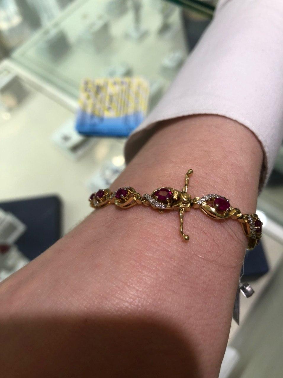 Magnifique bracelet tennis en or jaune avec rubis et diamants, bijouterie fine Pour femmes en vente