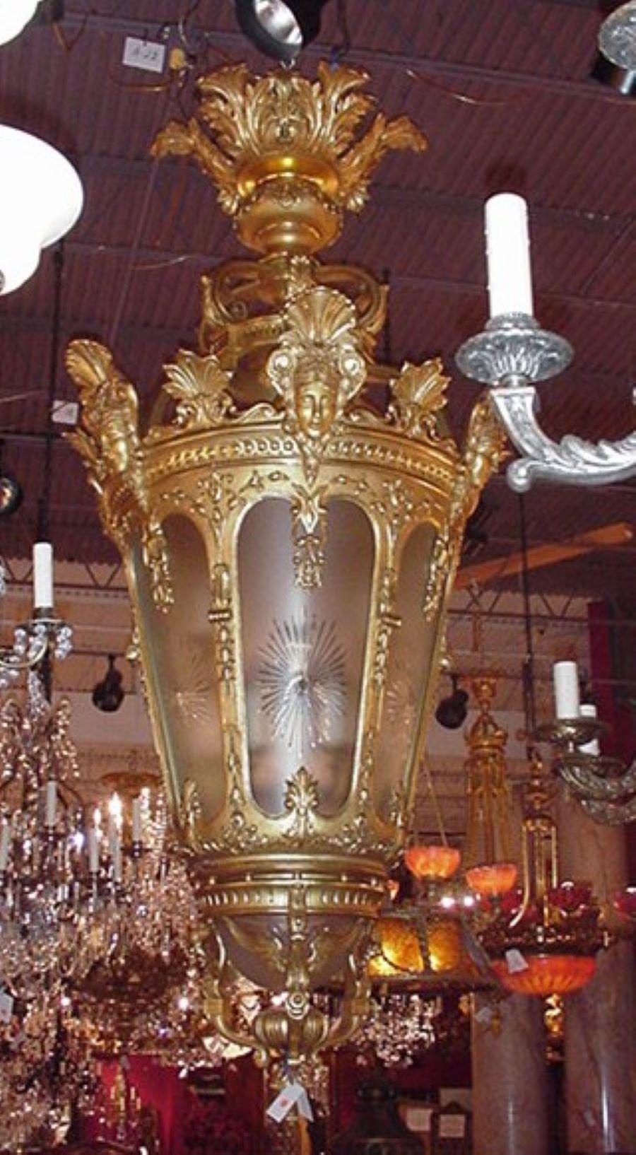 Magnifica lanterna russa in legno dorato in vendita 13