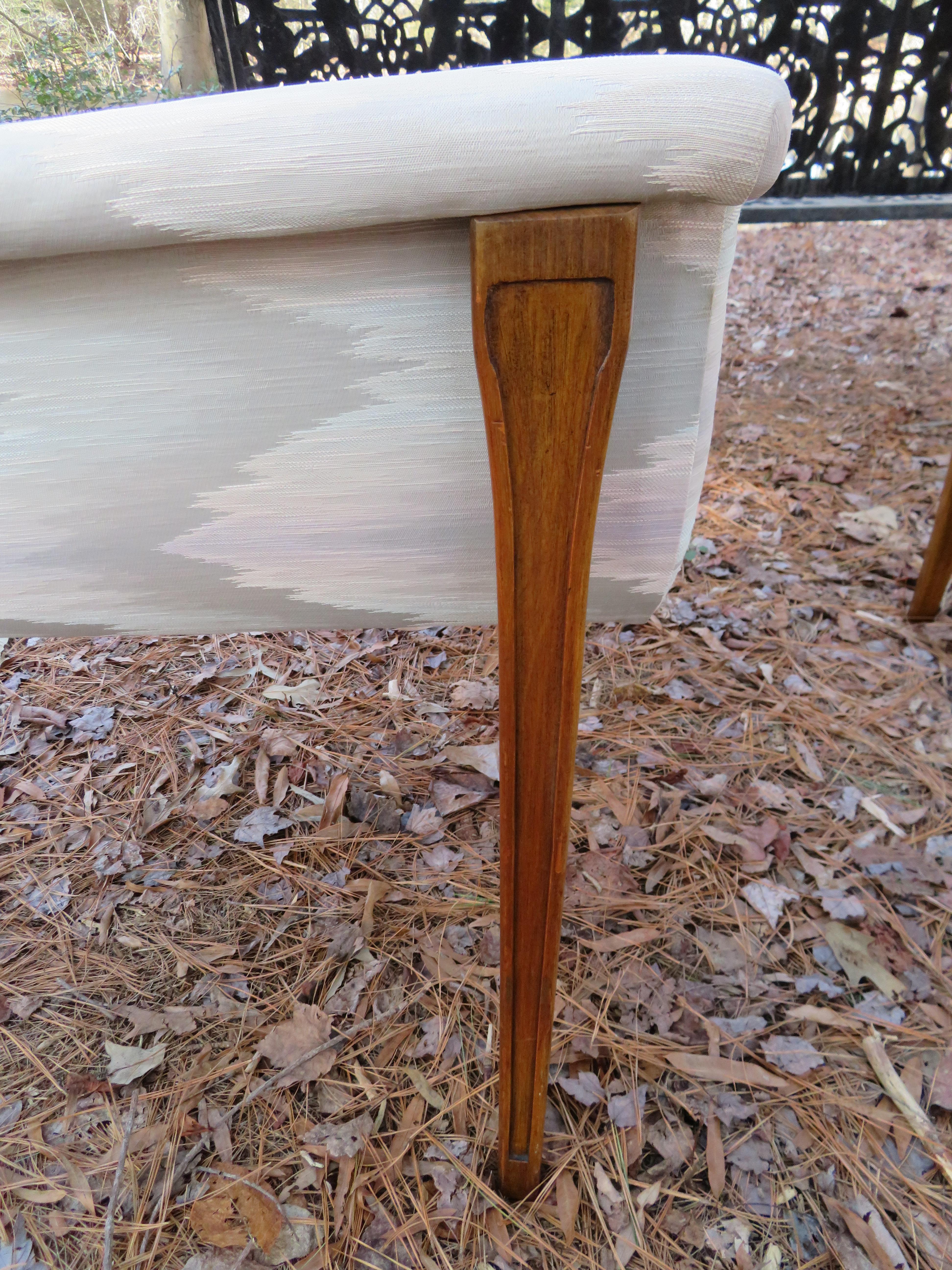 3 leg chairs
