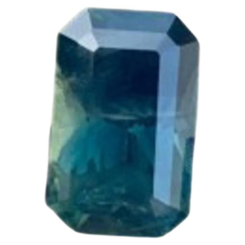 Magnificent Sea-Blue Sapphire 3.10 Carats Emerald Cut Natural Madagascar's Gem For Sale