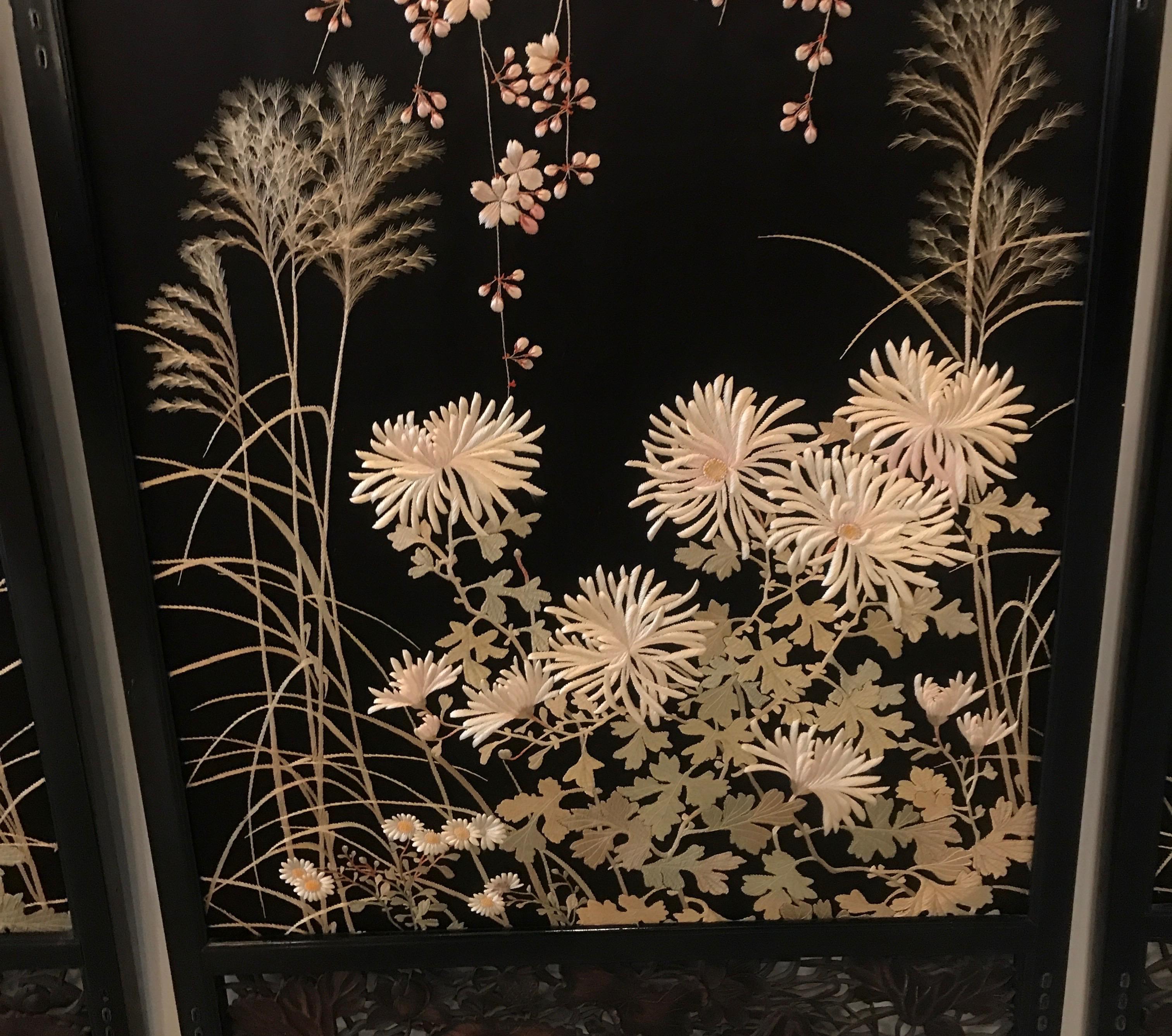 Magnificent Set of 4 Antique Japanese Silk Needlework Framed Panels, circa 1890 2
