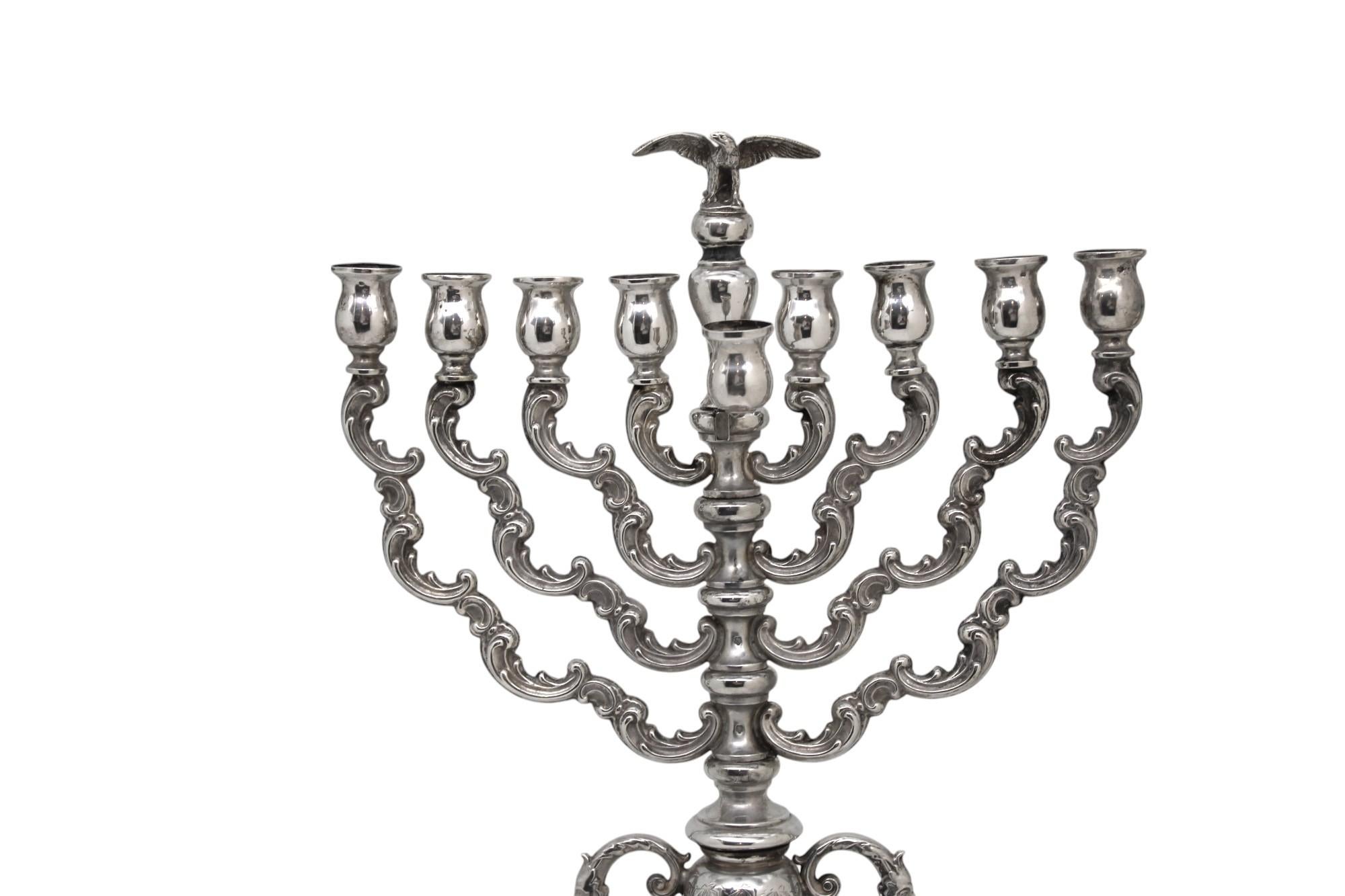 Prächtige silberne Chanukka-Lampe Menora, Österreich, um 1880. Judaica im Zustand „Gut“ im Angebot in New York, NY