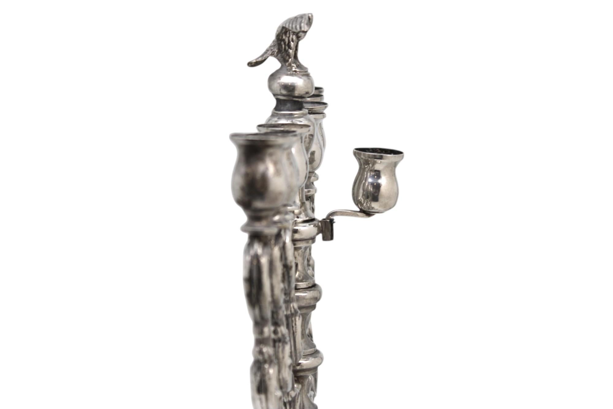 Prächtige silberne Chanukka-Lampe Menora, Österreich, um 1880. Judaica (19. Jahrhundert) im Angebot