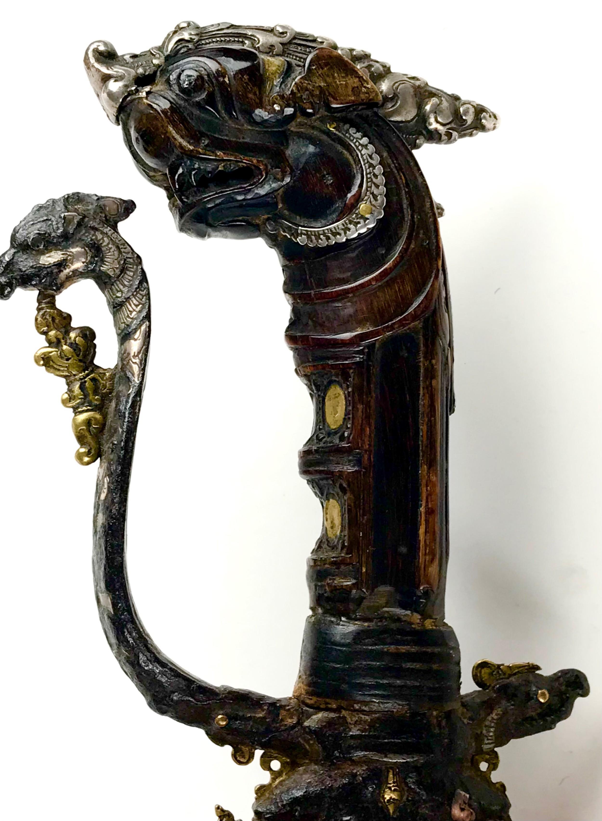 Magnifique épée de cérémonie de Ceylan Rhino du Kastane Sinhalese portugais 17e siècle Bon état - En vente à London, GB