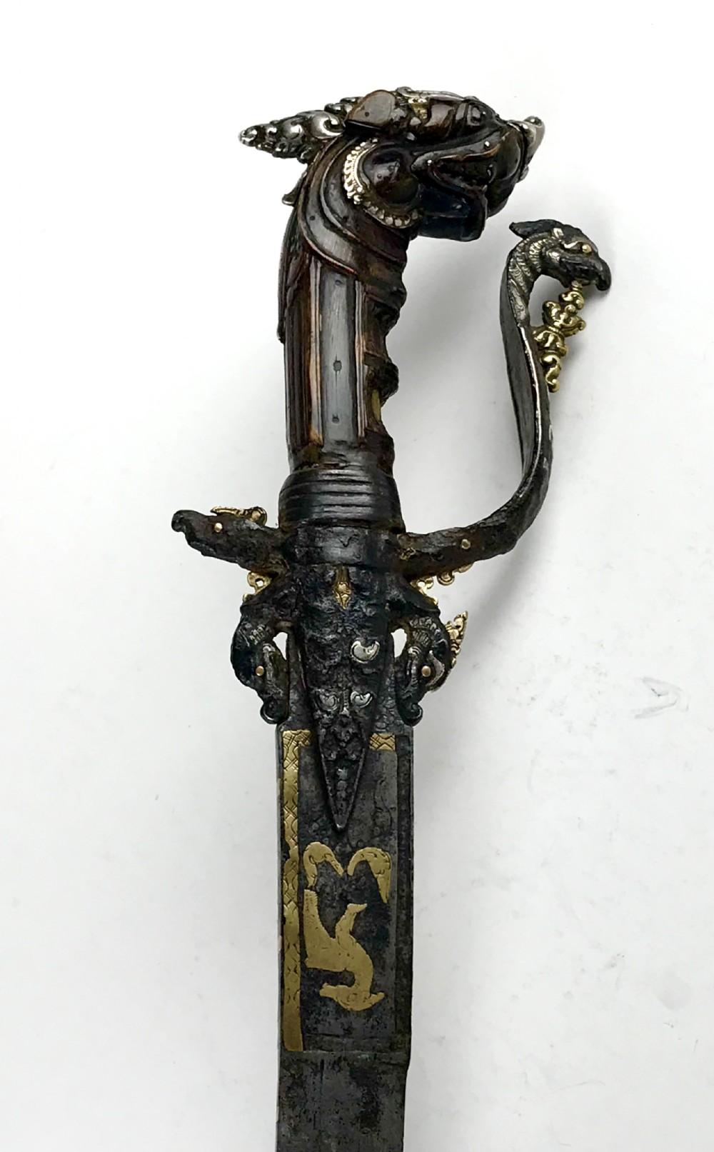 Argent sterling Magnifique épée de cérémonie de Ceylan Rhino du Kastane Sinhalese portugais 17e siècle en vente
