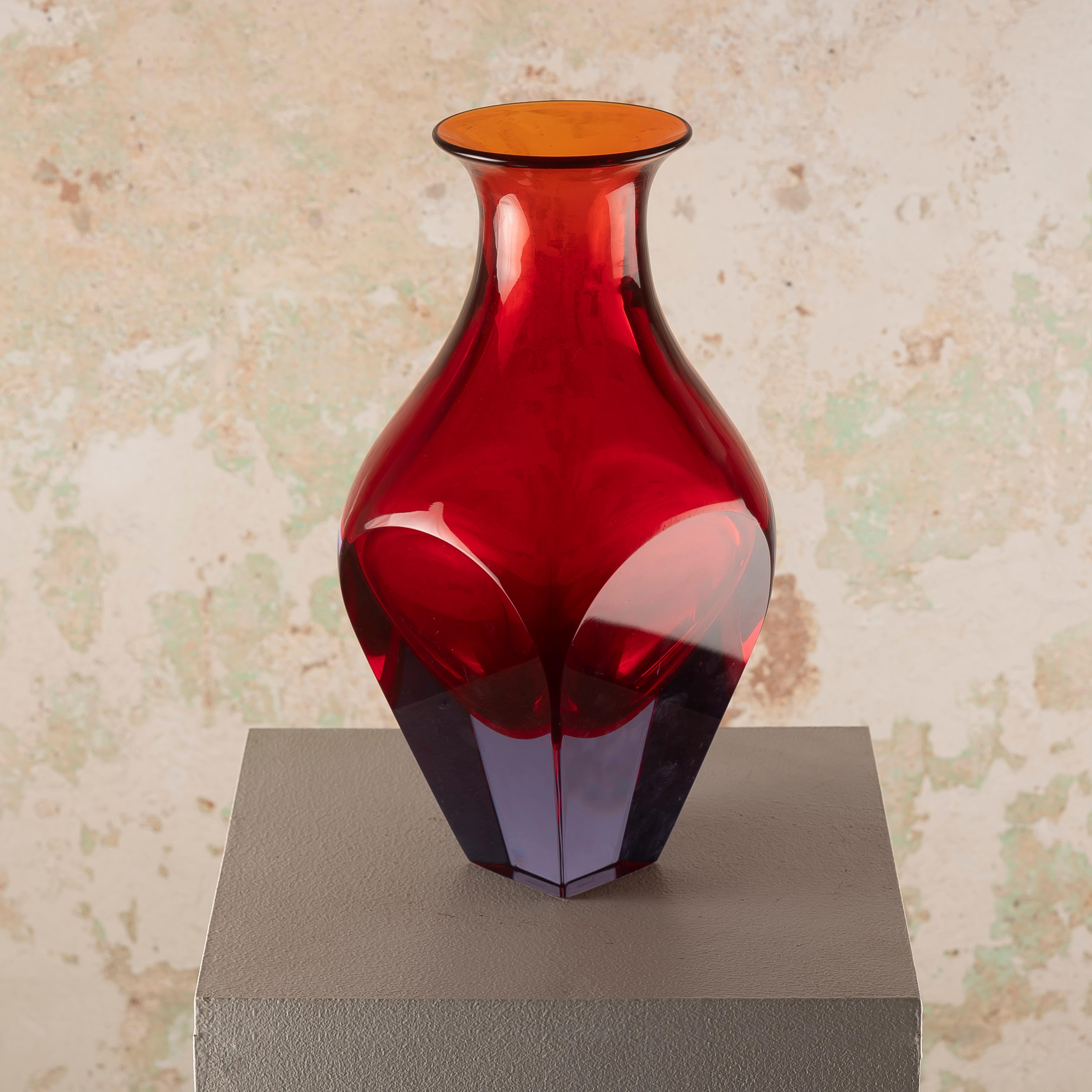 Metà XX secolo Magnifico vaso di Murano a sommerso di Seguso Vetri d'Arte in vendita