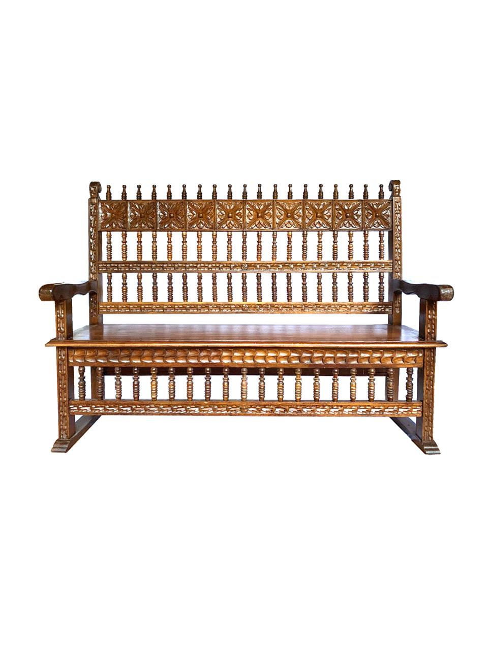 Early 20th Century Magnificent Spanish Colonial Revival bench Circa 1930 - Escaño For Sale