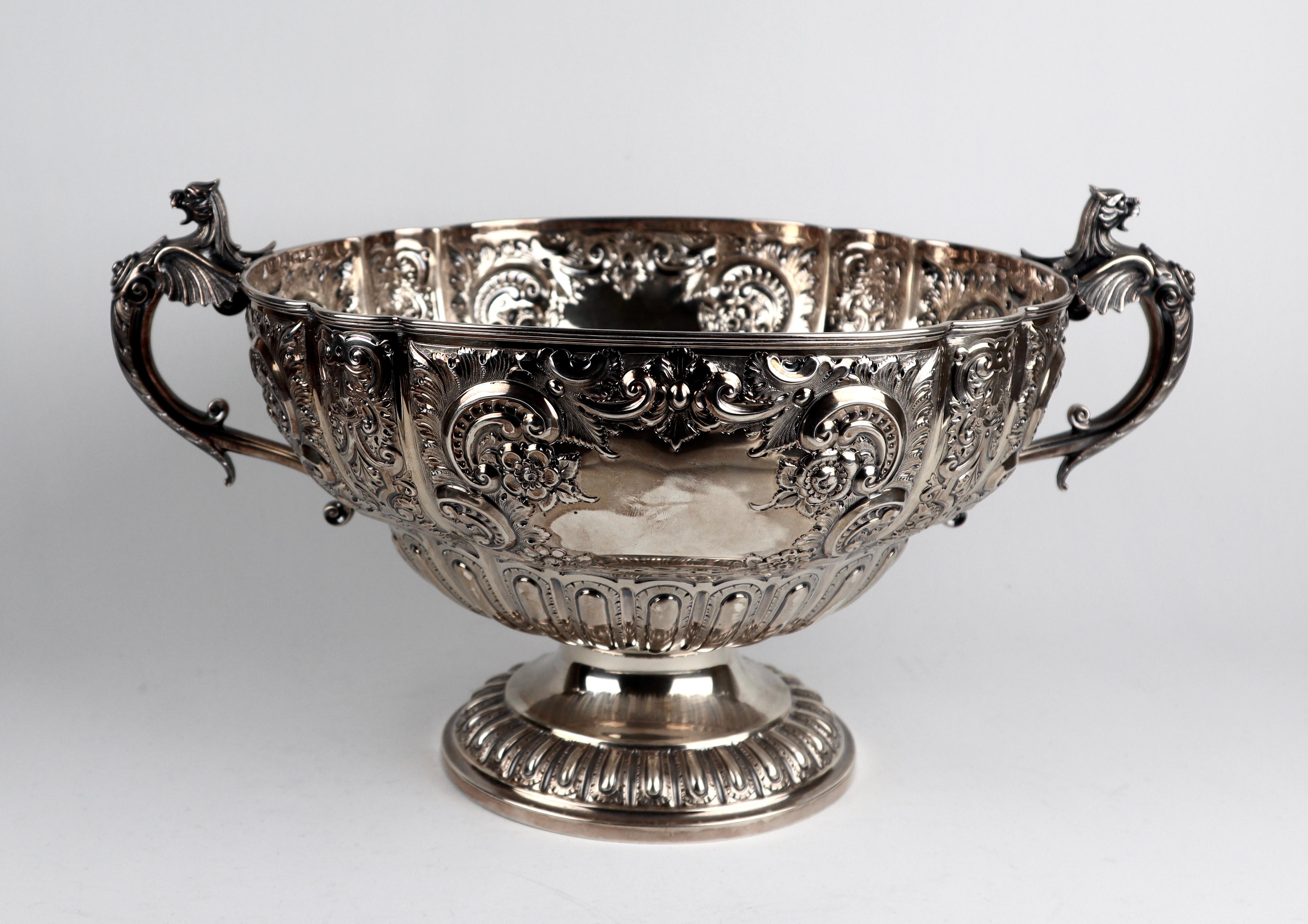 Magnificent Sterling Silver Wine Cooler Punch Bowl In Good Condition In London, GB