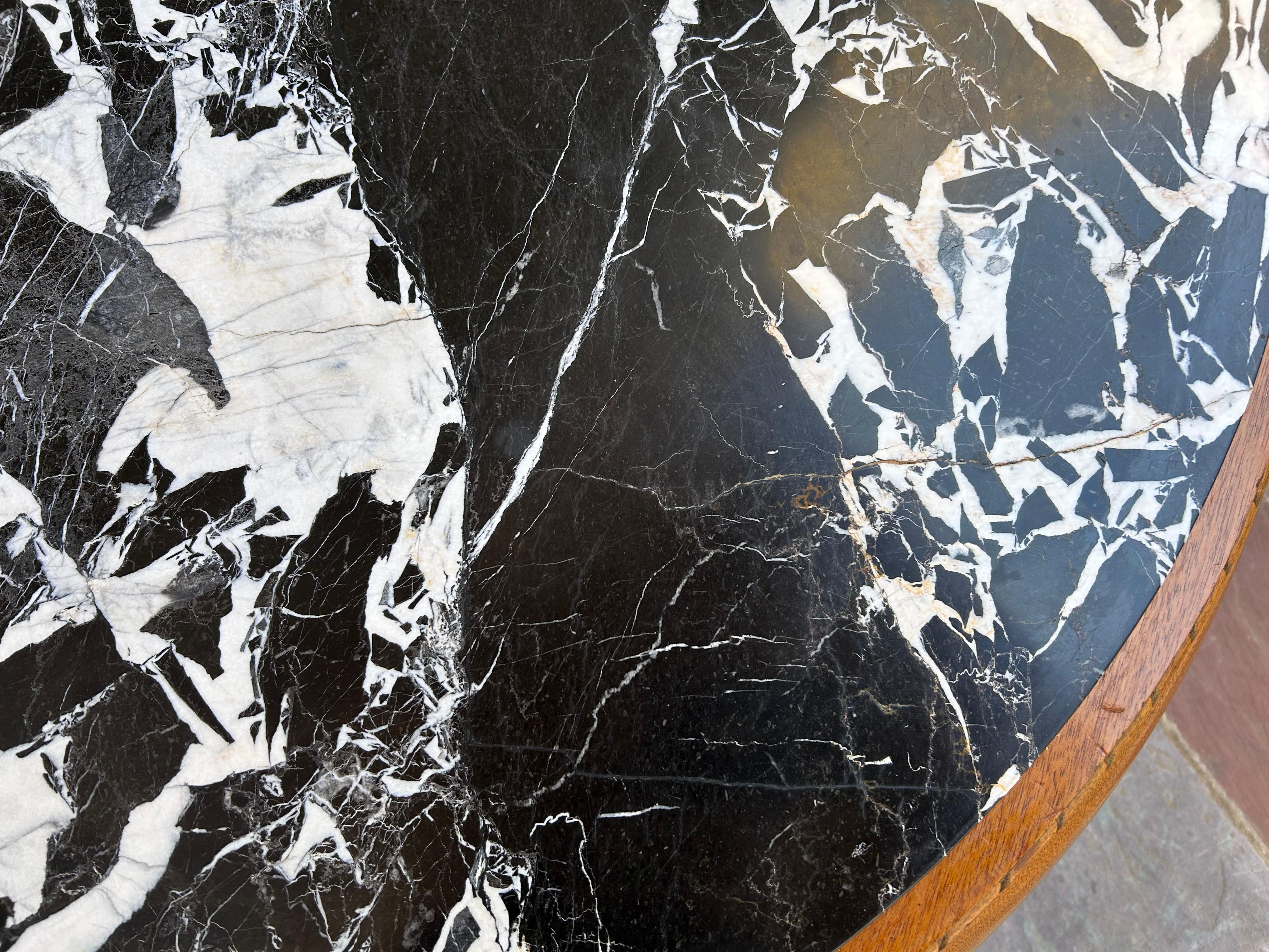 Magnifique table basse en acajou et marbre Sue et Mare Art Deco en vente 5