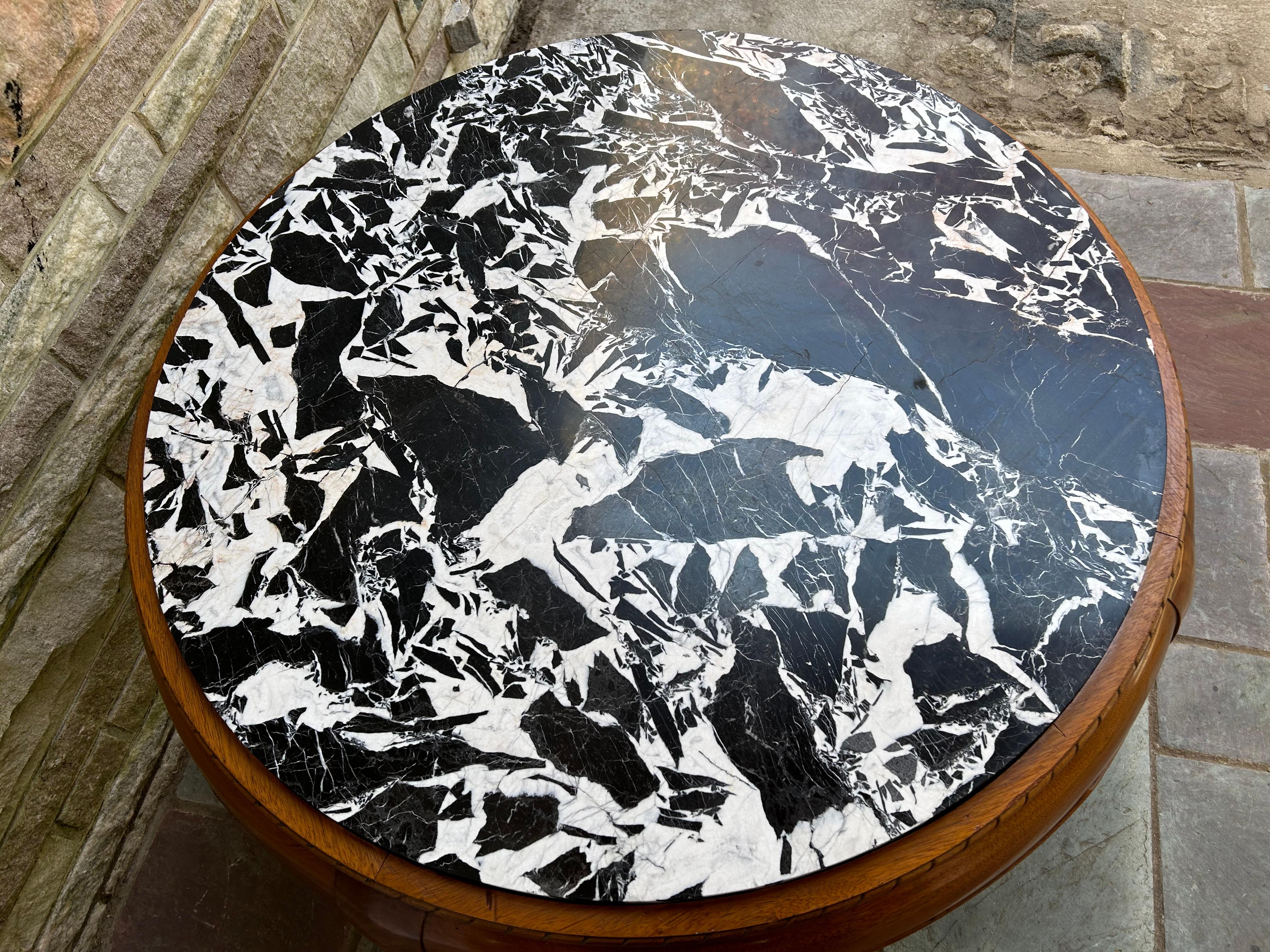 Magnifique table basse en acajou et marbre Sue et Mare Art Deco en vente 2