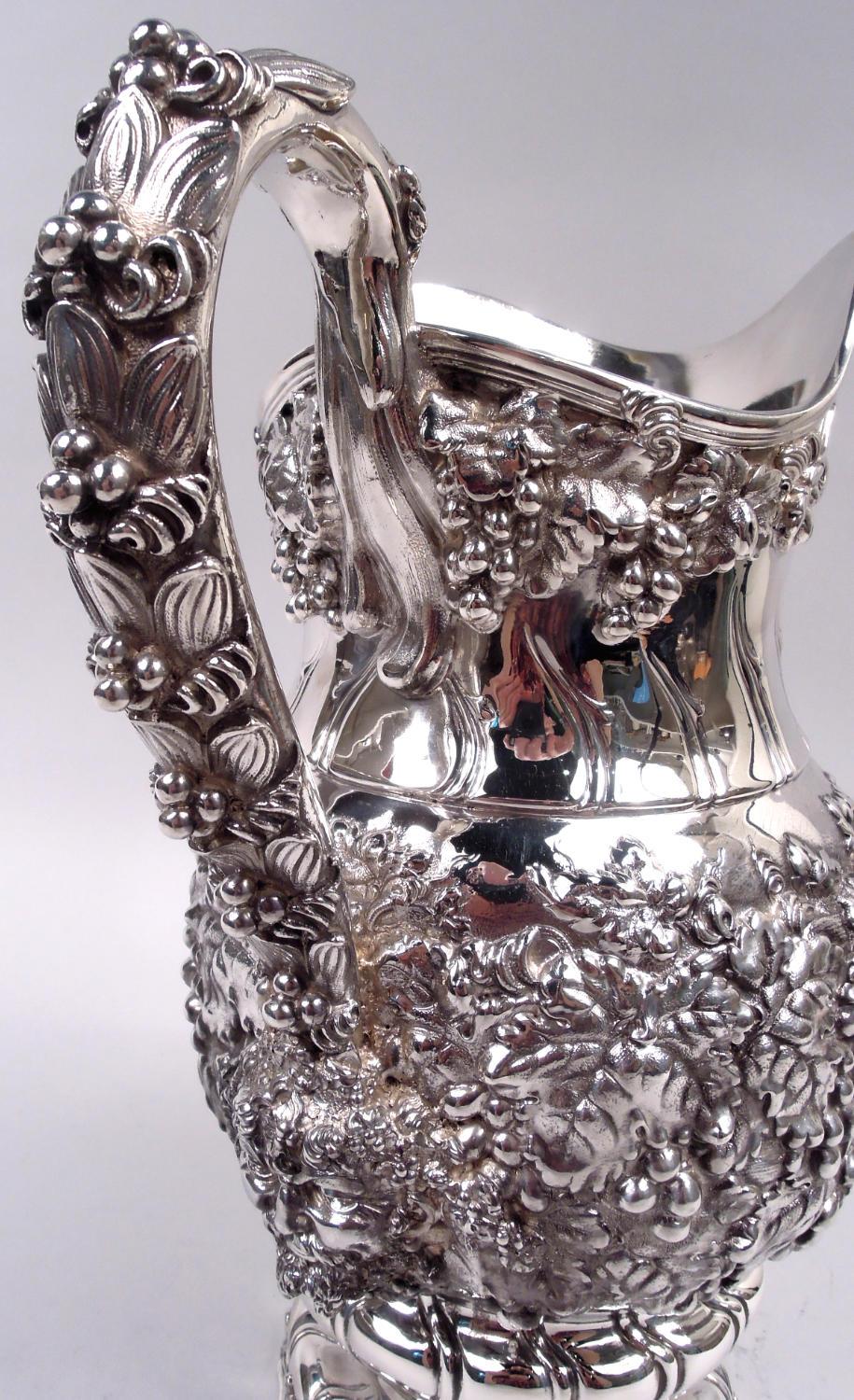XIXe siècle Magnifique cruche à vin en argent sterling de style victorien classique de Tiffany