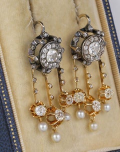 Magnificent Victorian 4.30 Ct Old Mine cut Diamonds Natural Pearls Rare earrings