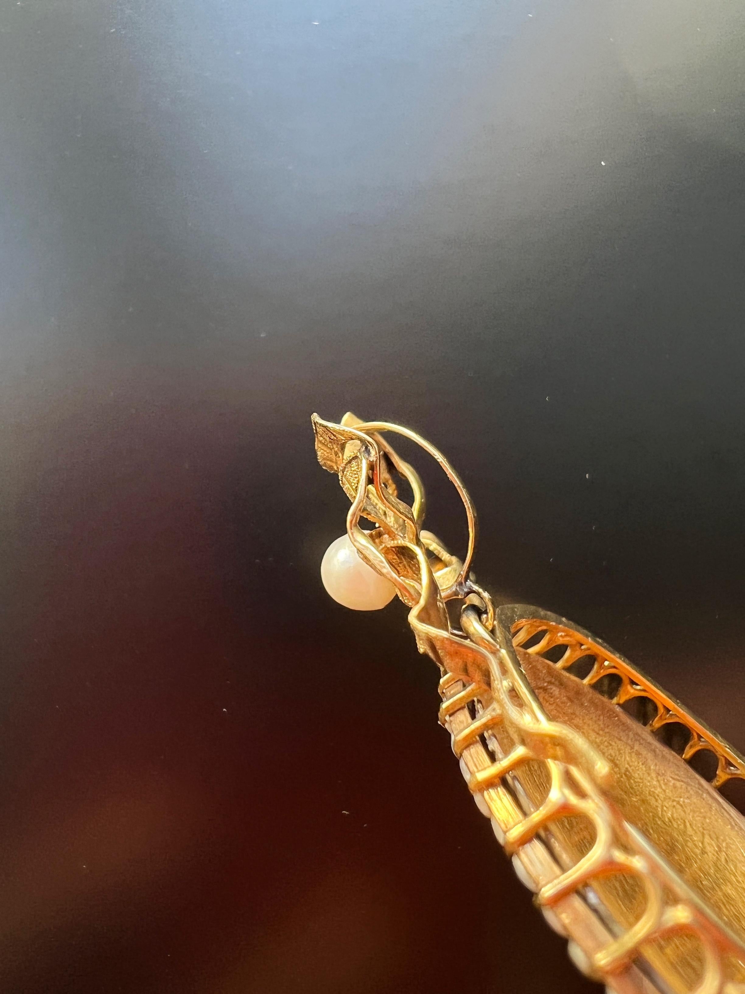 Magnifique pendentif en or 14 carats émaillé de l'époque victorienne avec nœud de Cupidon et perle 1