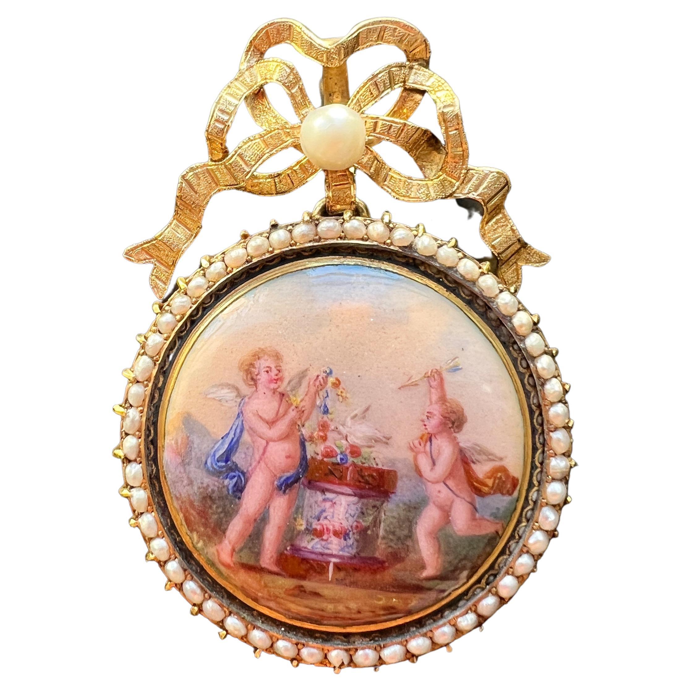 Magnifique pendentif en or 14 carats émaillé de l'époque victorienne avec nœud de Cupidon et perle