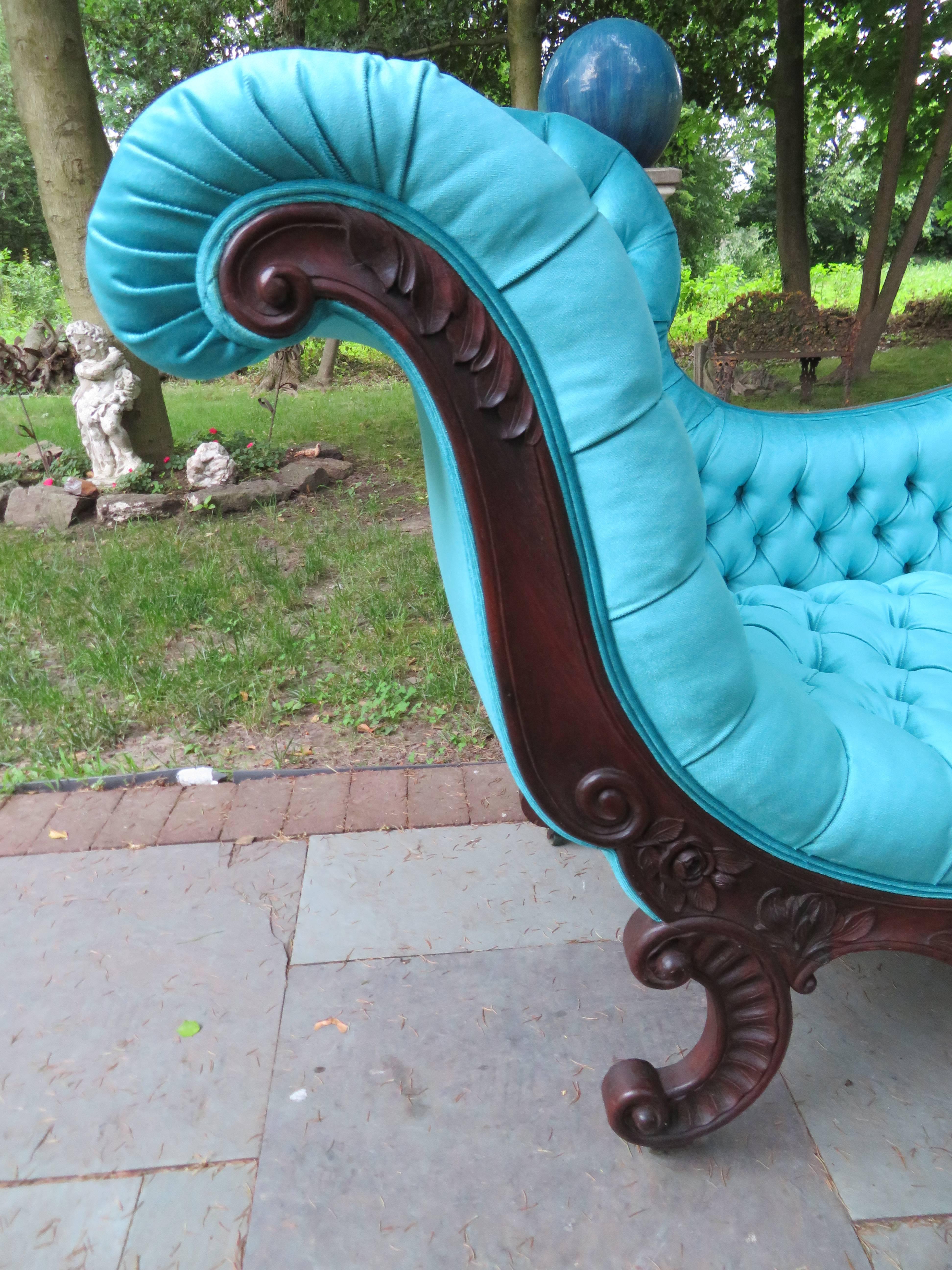 Vittoriano Magnifica Chaise Longue in legno di palissandro attribuita a John Henry Belter, di epoca vittoriana. in vendita