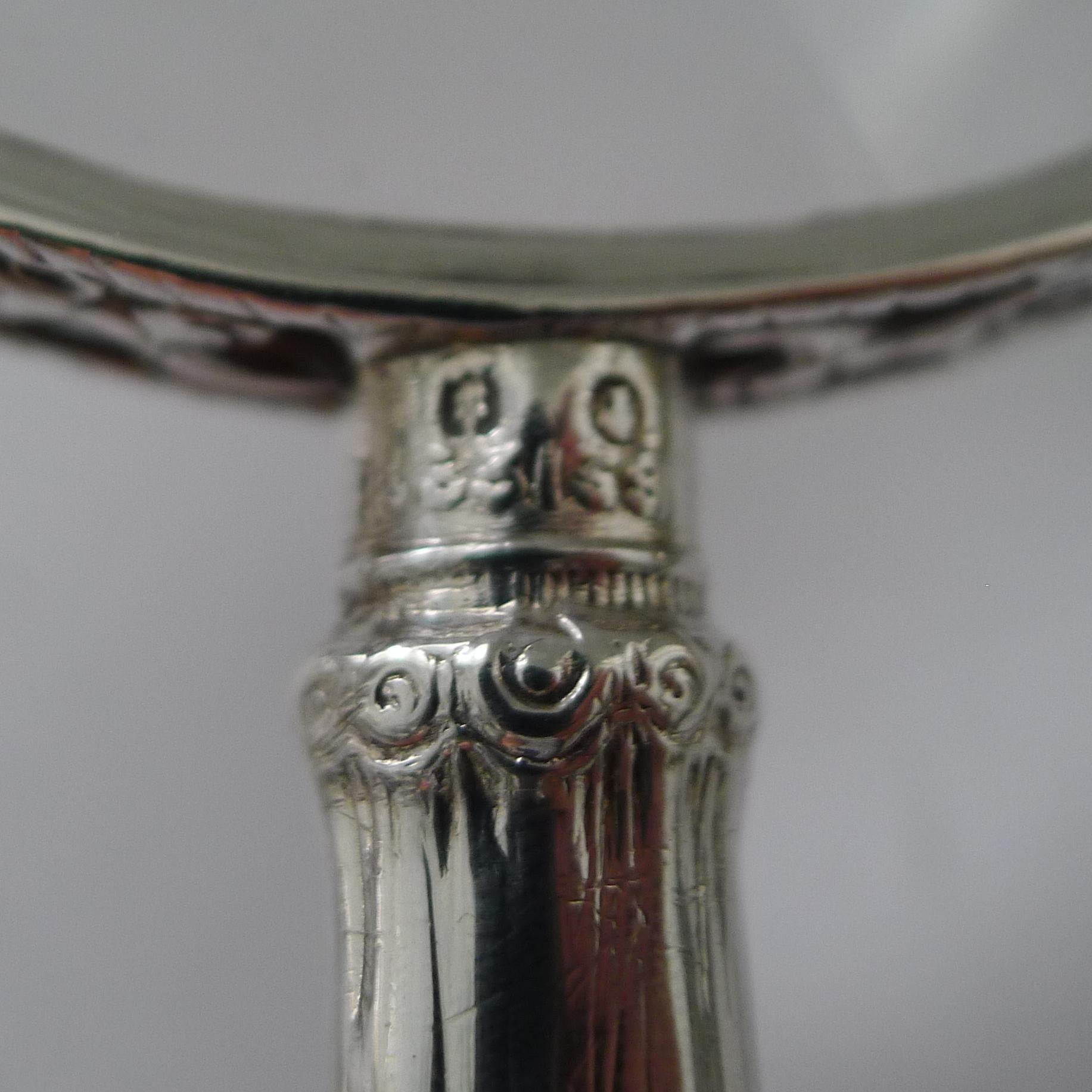 Magnífica lupa victoriana de plata maciza / de ley - 1887 en venta 6