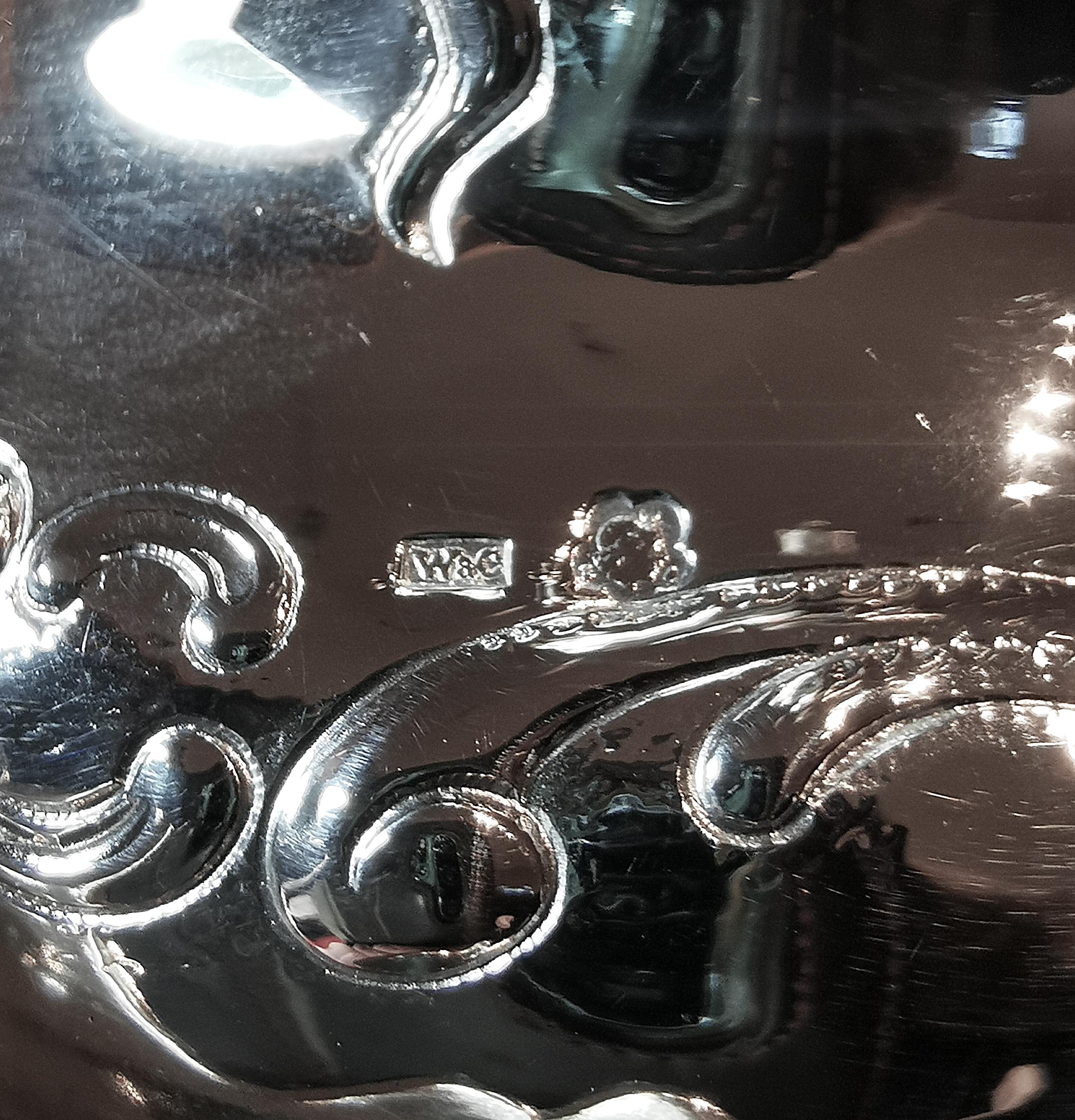 Magnífico soporte vienés Art Nouveau para caviar de plata, de Würbel & Czokally, 1900 en venta 9