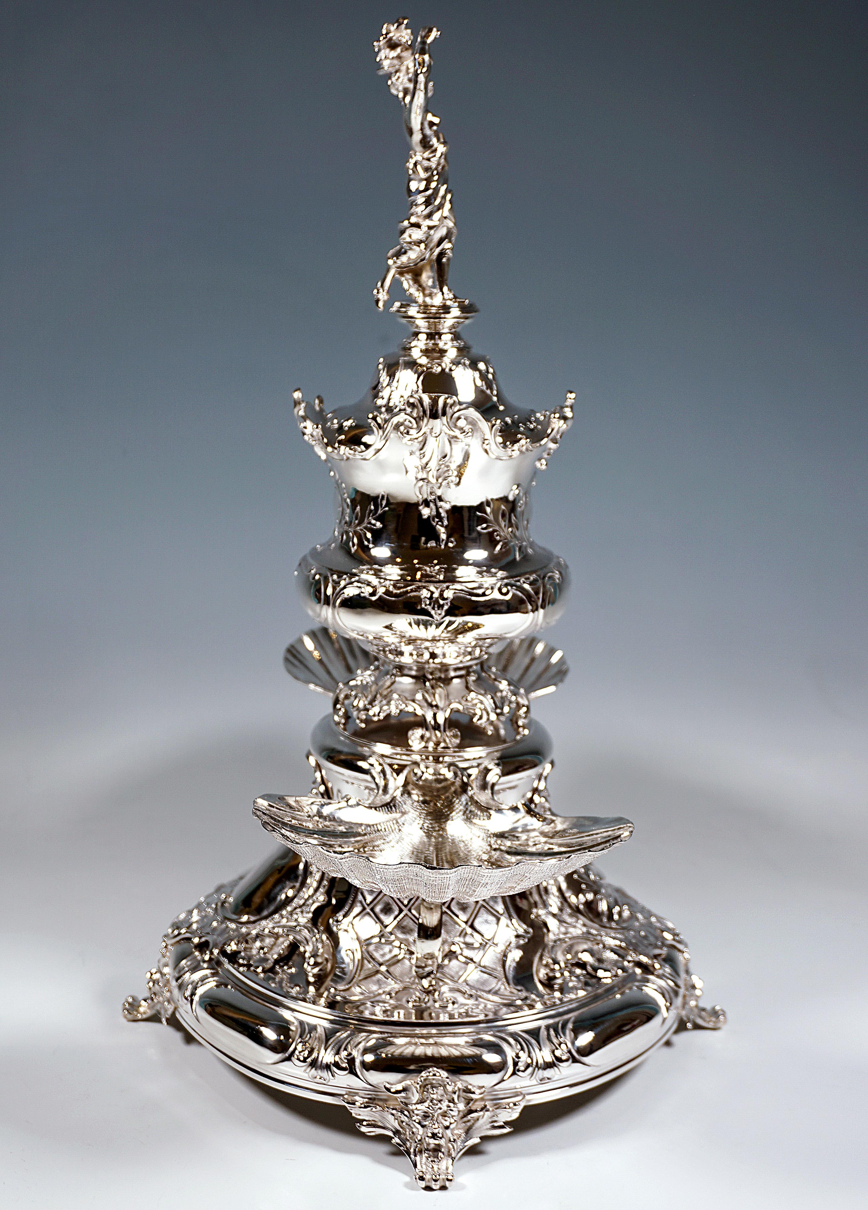 Magnífico soporte vienés Art Nouveau para caviar de plata, de Würbel & Czokally, 1900 en venta 1