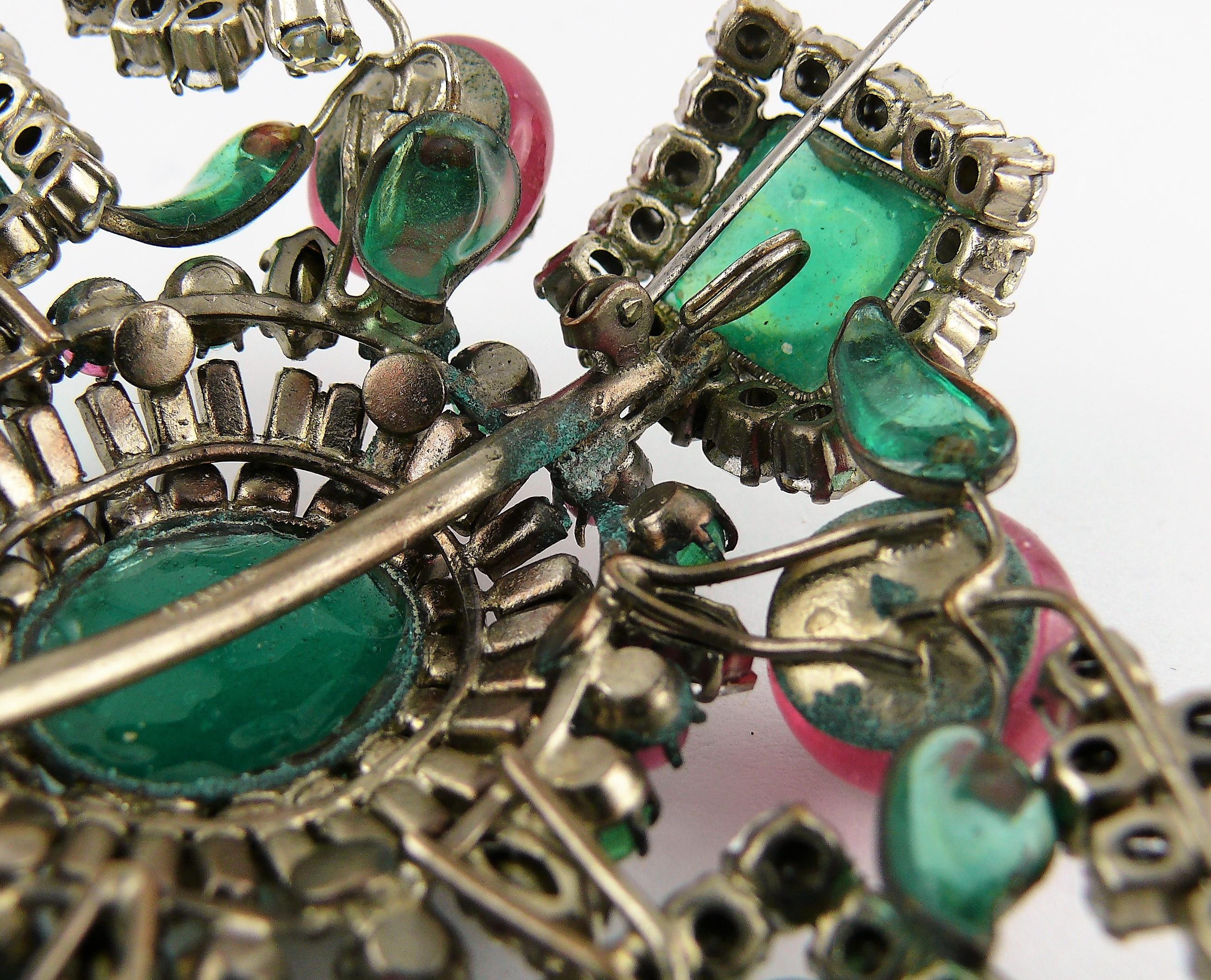 Magnificent Vintage Poured Glass Jewelled Massive Brooch Pendant  6