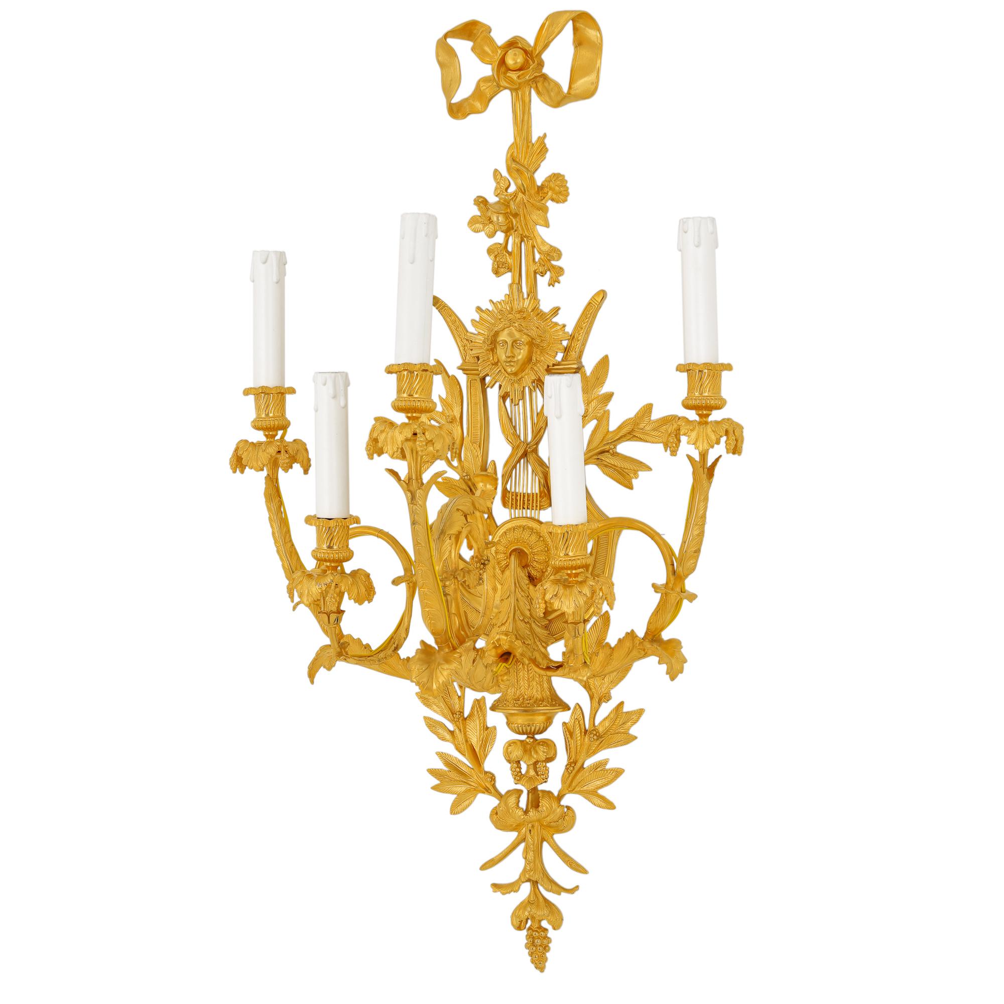Pair Of Wall Lamps In Louis XVI Style en vente 1