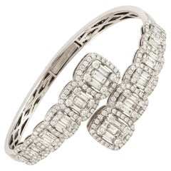 Magnificent White Gold 18K Bracelet Diamond for Her