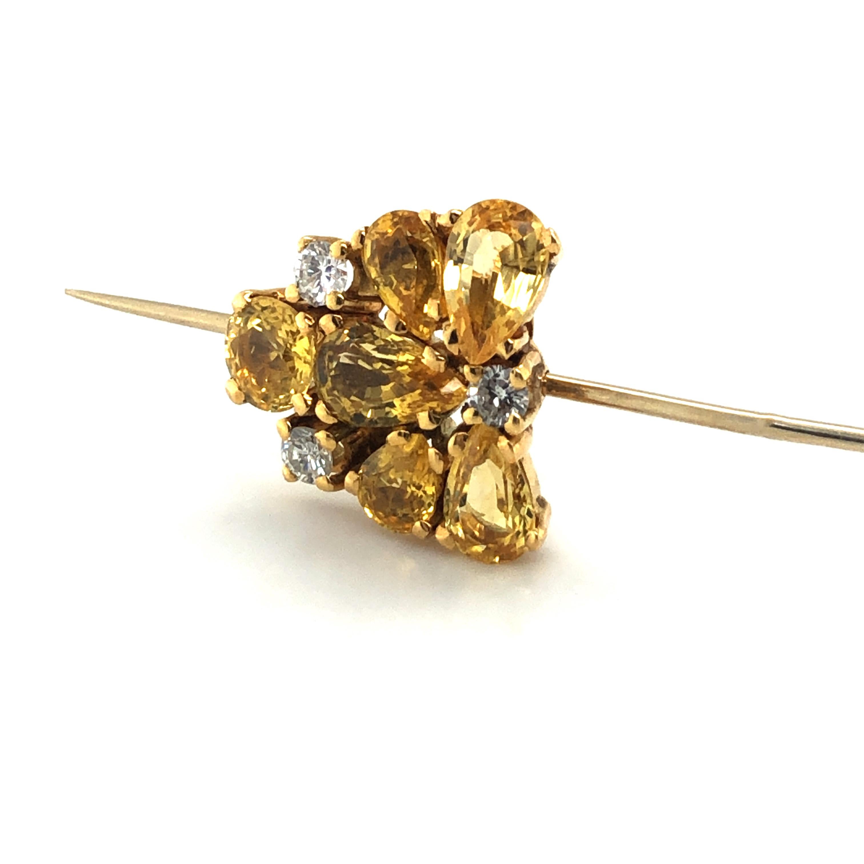 Magnificent Yellow Sapphire and Diamond Pin in 18k Yellow Gold For Sale 3