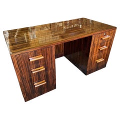 Magnifique bureau Art-Déco en placage d'ébène de macassar