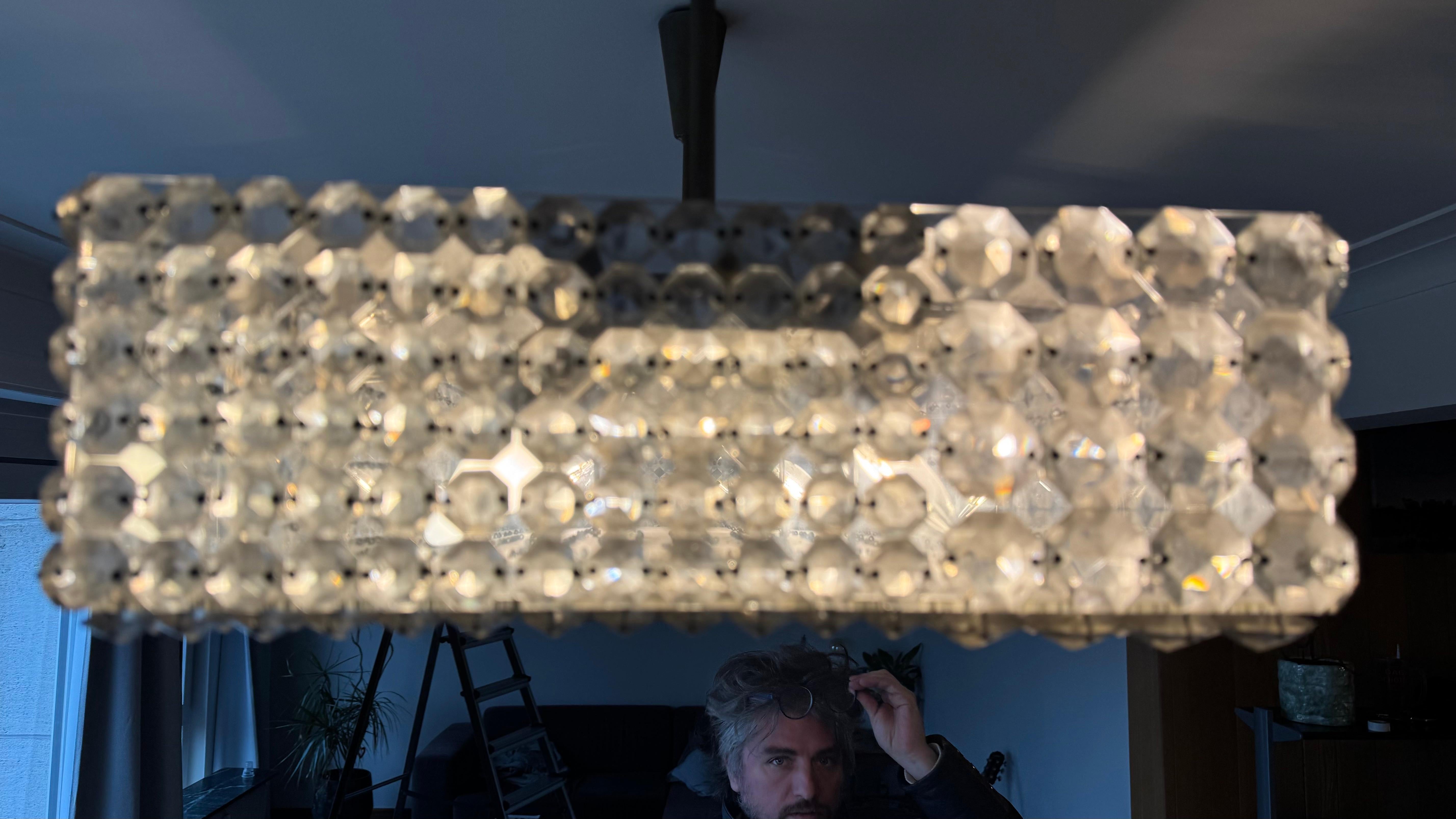 Magnifique Rare Large Rectangular Crystal Chandelier by Bakalowits in vendita 6