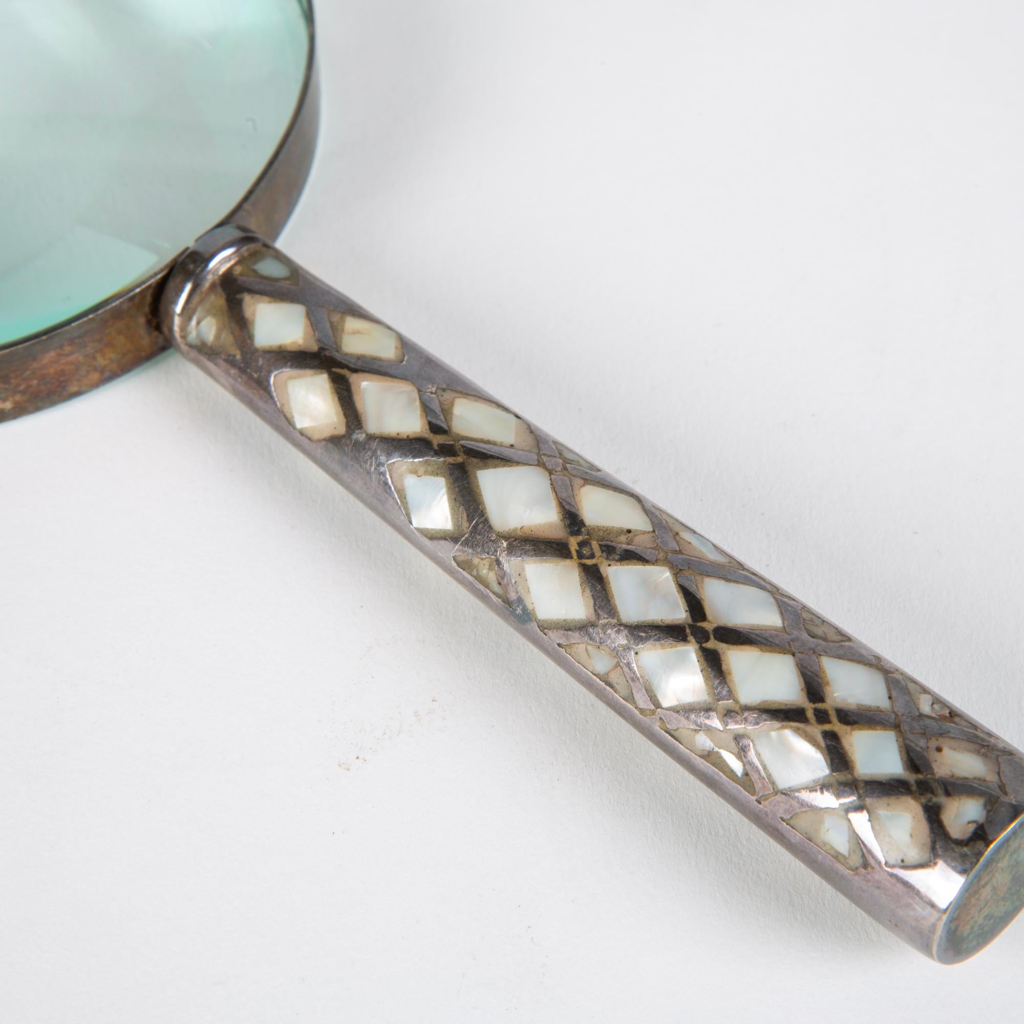 Inlay Magnifying Glass with Mother of Pearl Inlaid Handle For Sale
