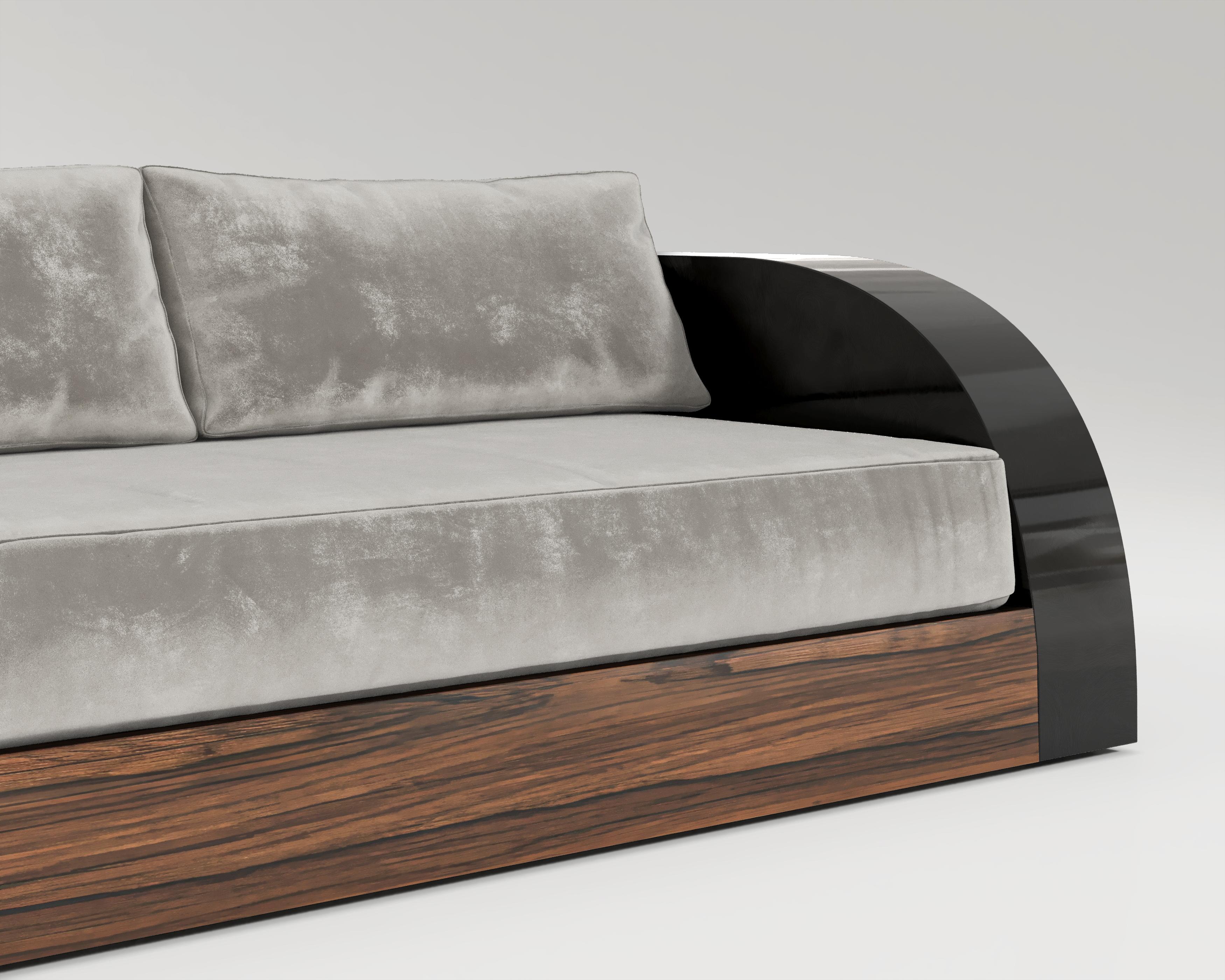 Contemporary Magno Sofa in Walnut and Black Lacquer by Palena Furniture For Sale