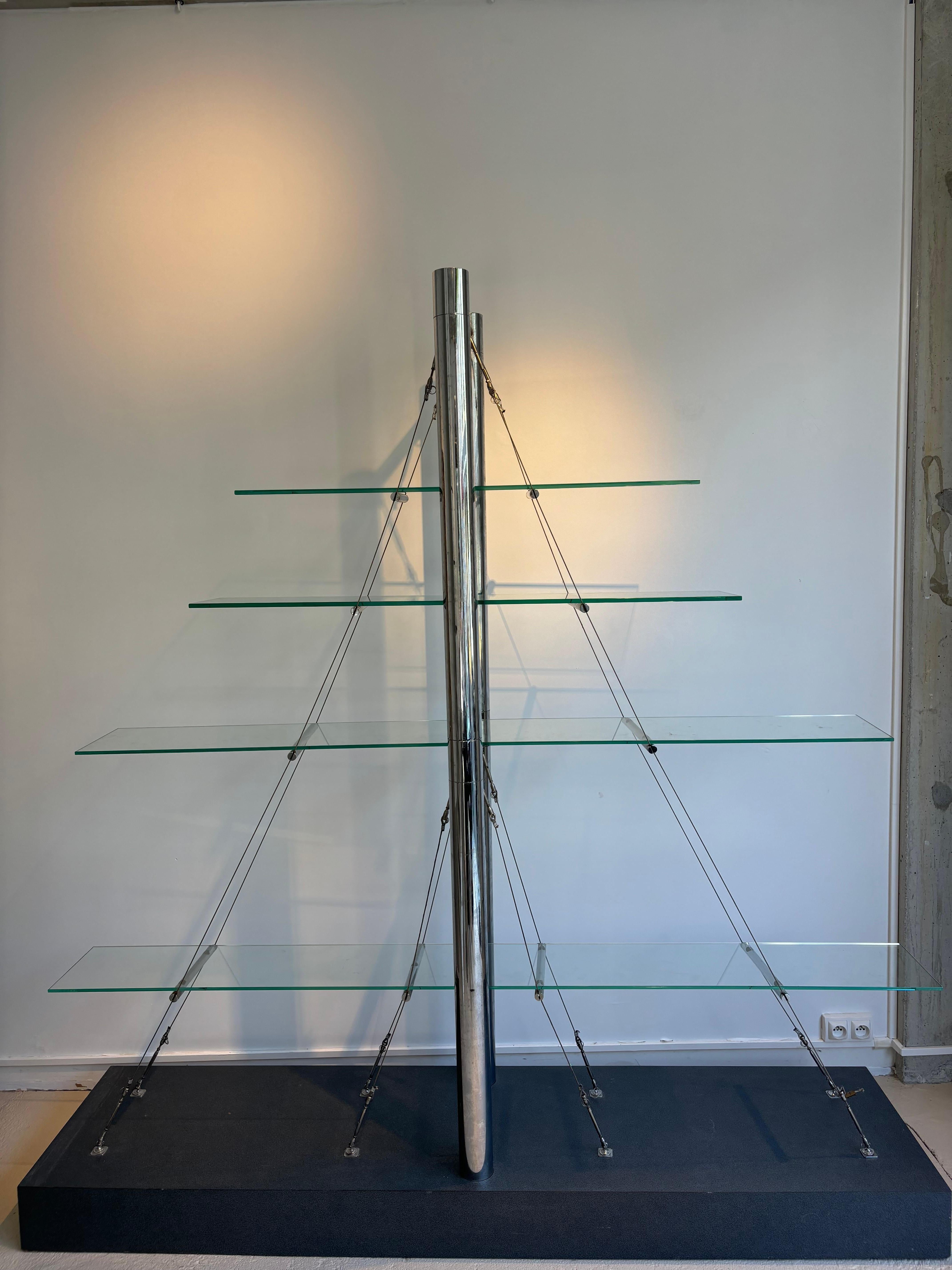 Magnolia bookcase by Andrea Branzi, 1983 in vendita 1