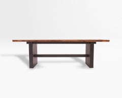 Table Magnolia, table de salle à manger en noyer à bord organique avec base en chêne noirci