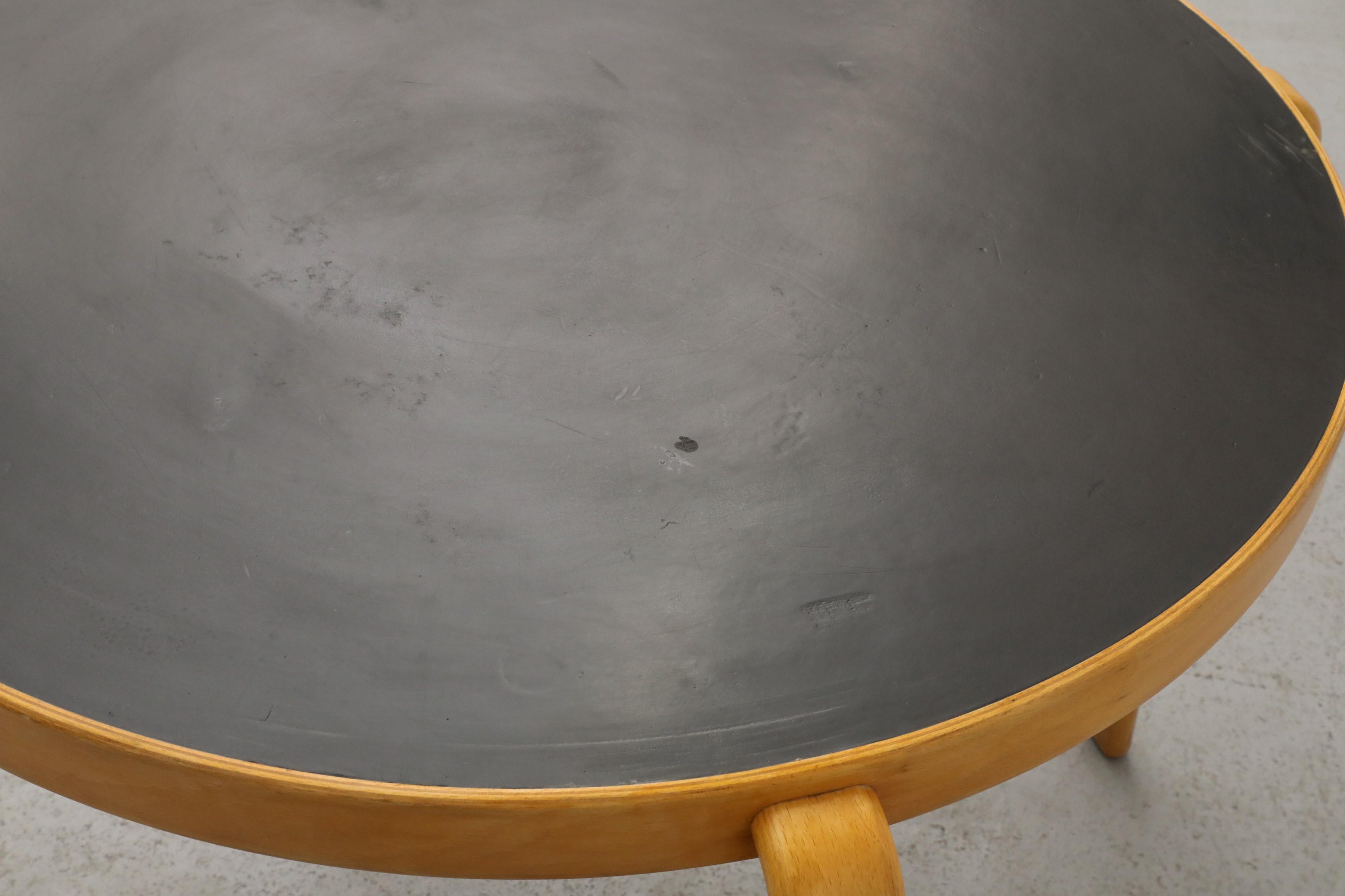 Magnus Olesen '8000-Series' Round Dining or Center Tables, 1980's For Sale 7