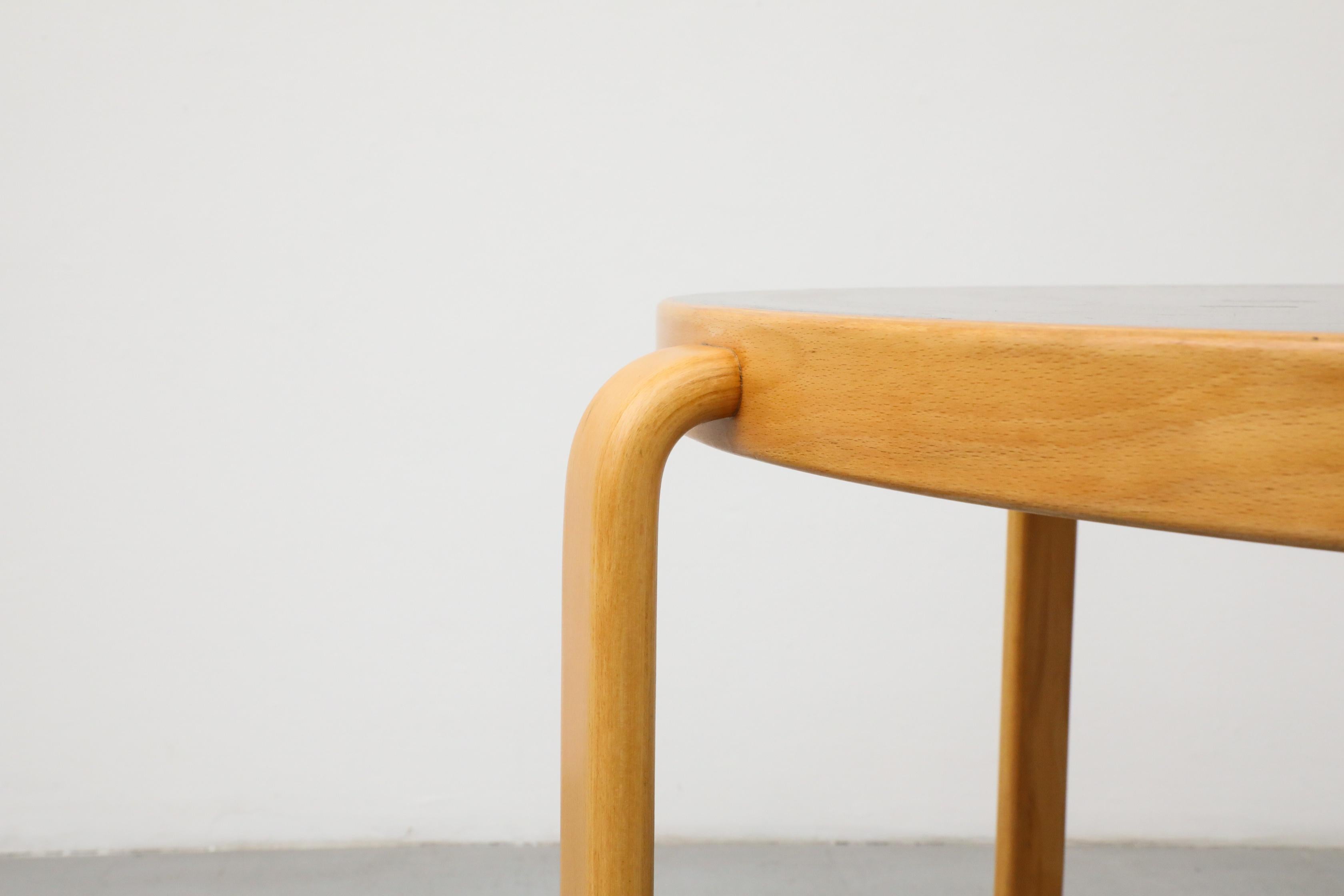 Magnus Olesen '8000-Series' Round Dining or Center Tables, 1980's For Sale 9