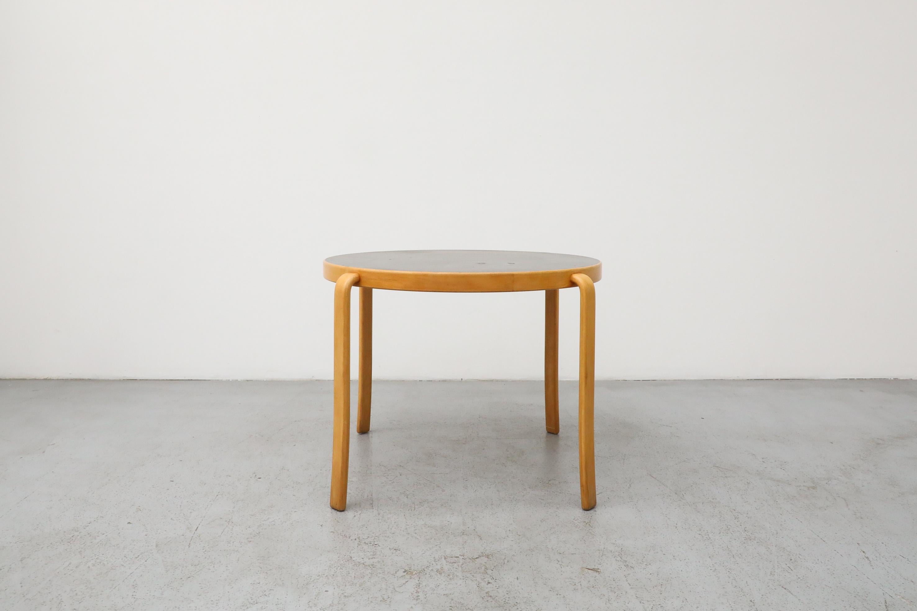 Danish Magnus Olesen '8000-Series' Round Dining or Center Tables, 1980's For Sale