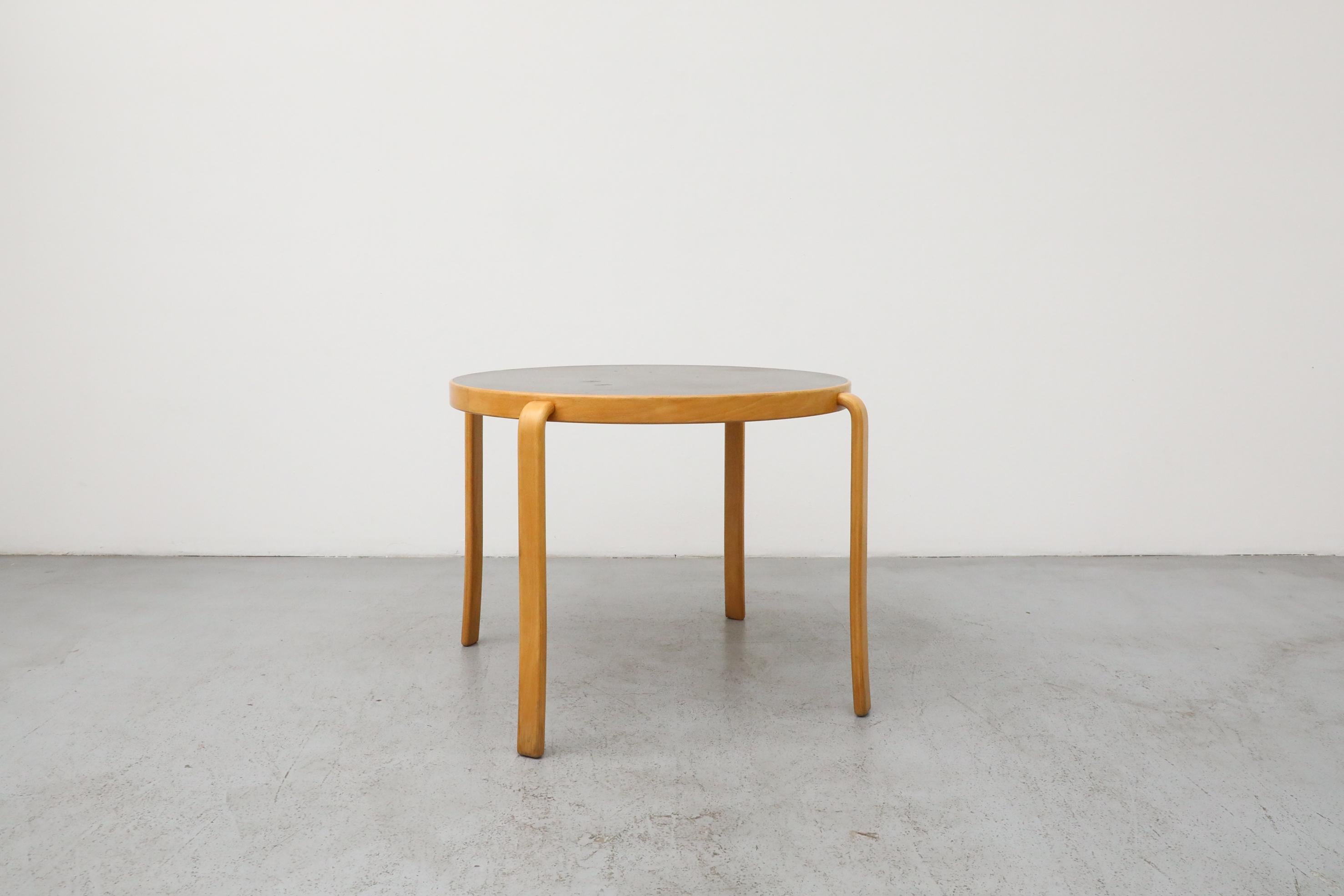 Late 20th Century Magnus Olesen '8000-Series' Round Dining or Center Tables, 1980's For Sale