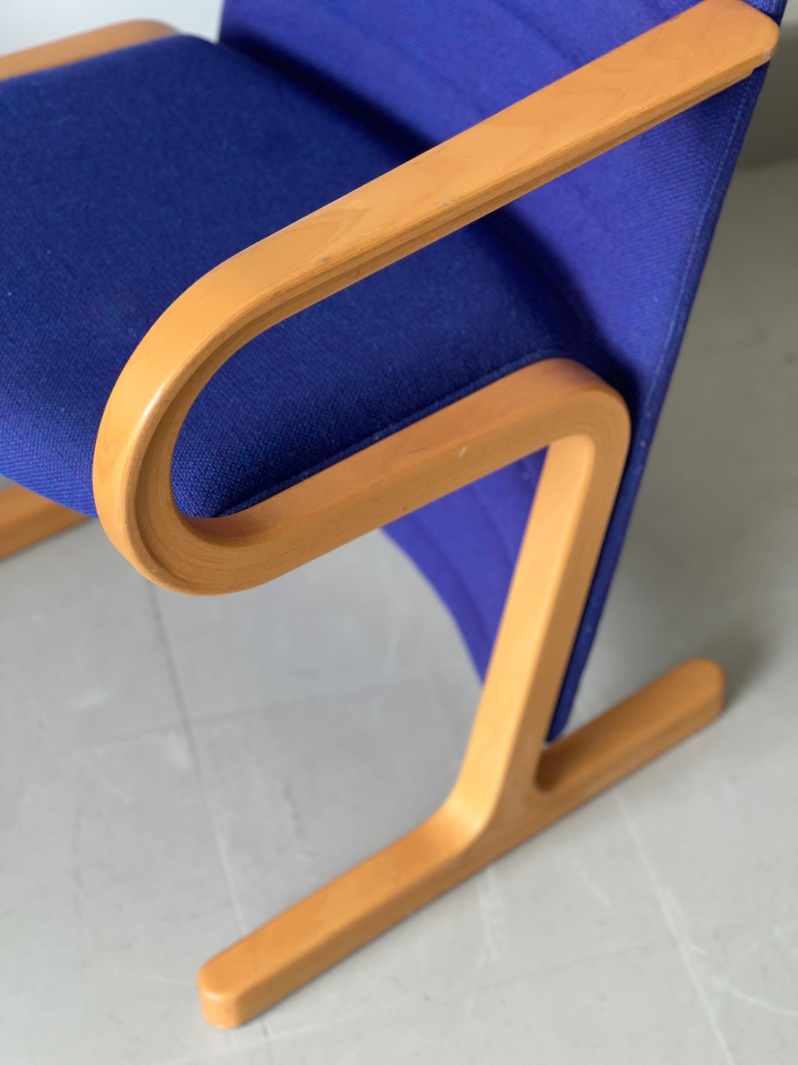 Magnus Olesen blue chair, probably by Rud Thygesen & Johnny Sørensen, Denmark For Sale 12