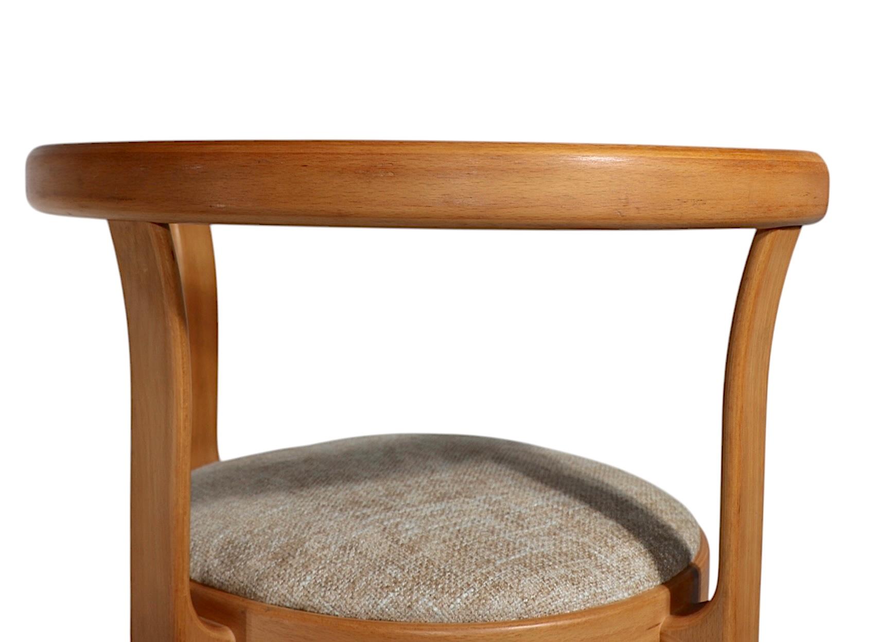 Magnus Olsen Series 8000 Dining Chair by Thygesen &Sorensen Made in Denmark en vente 10